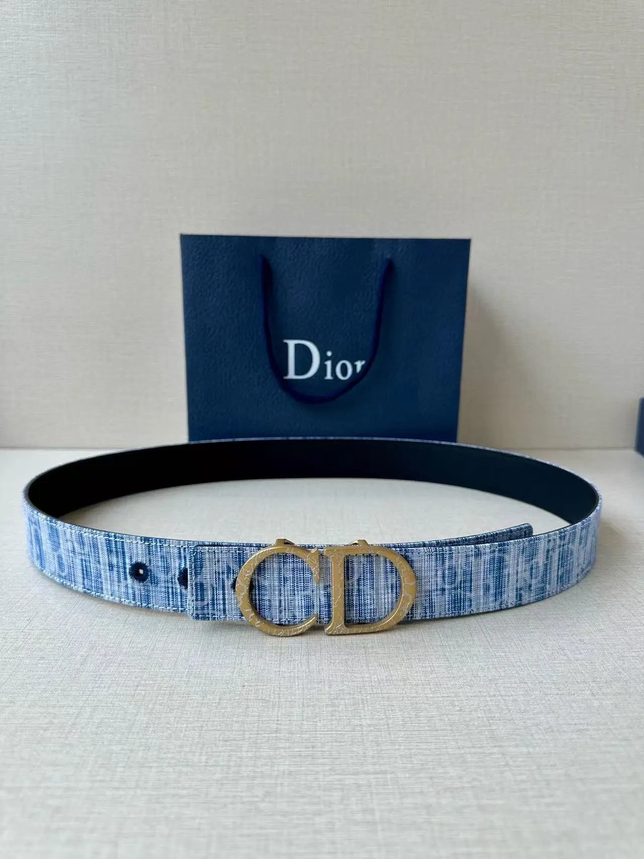 Fendi  Louis Vuitton...Belt