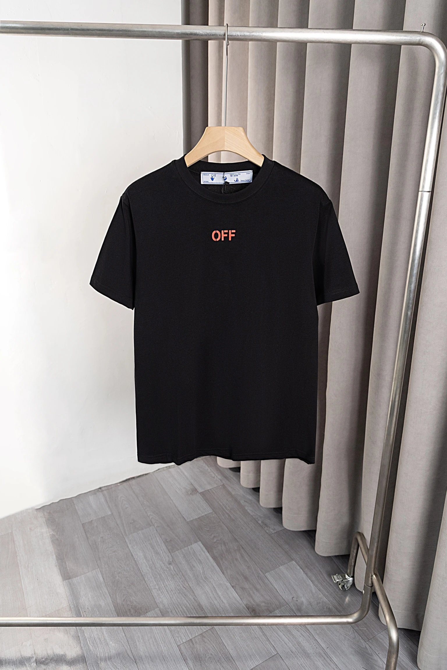  Off-White T-Shirts