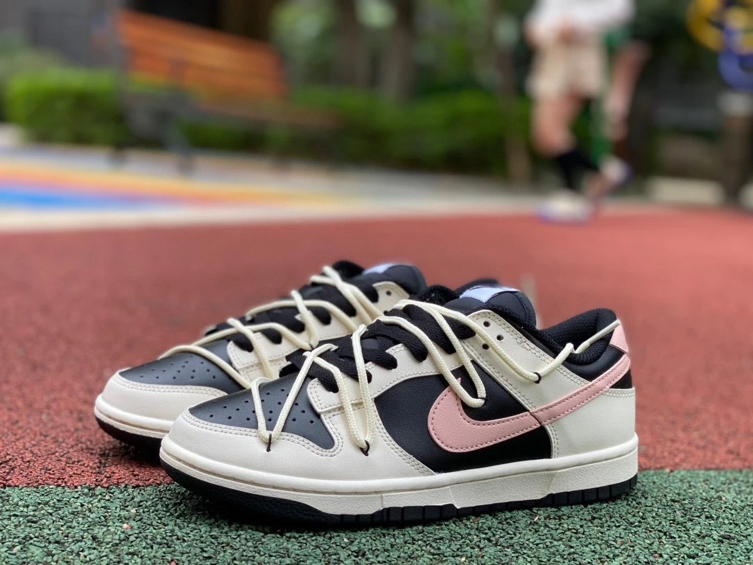 Nike SB Dunk Low