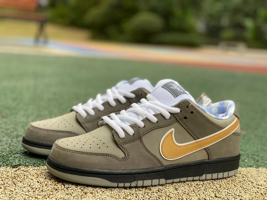 Nike SB Dunk Low