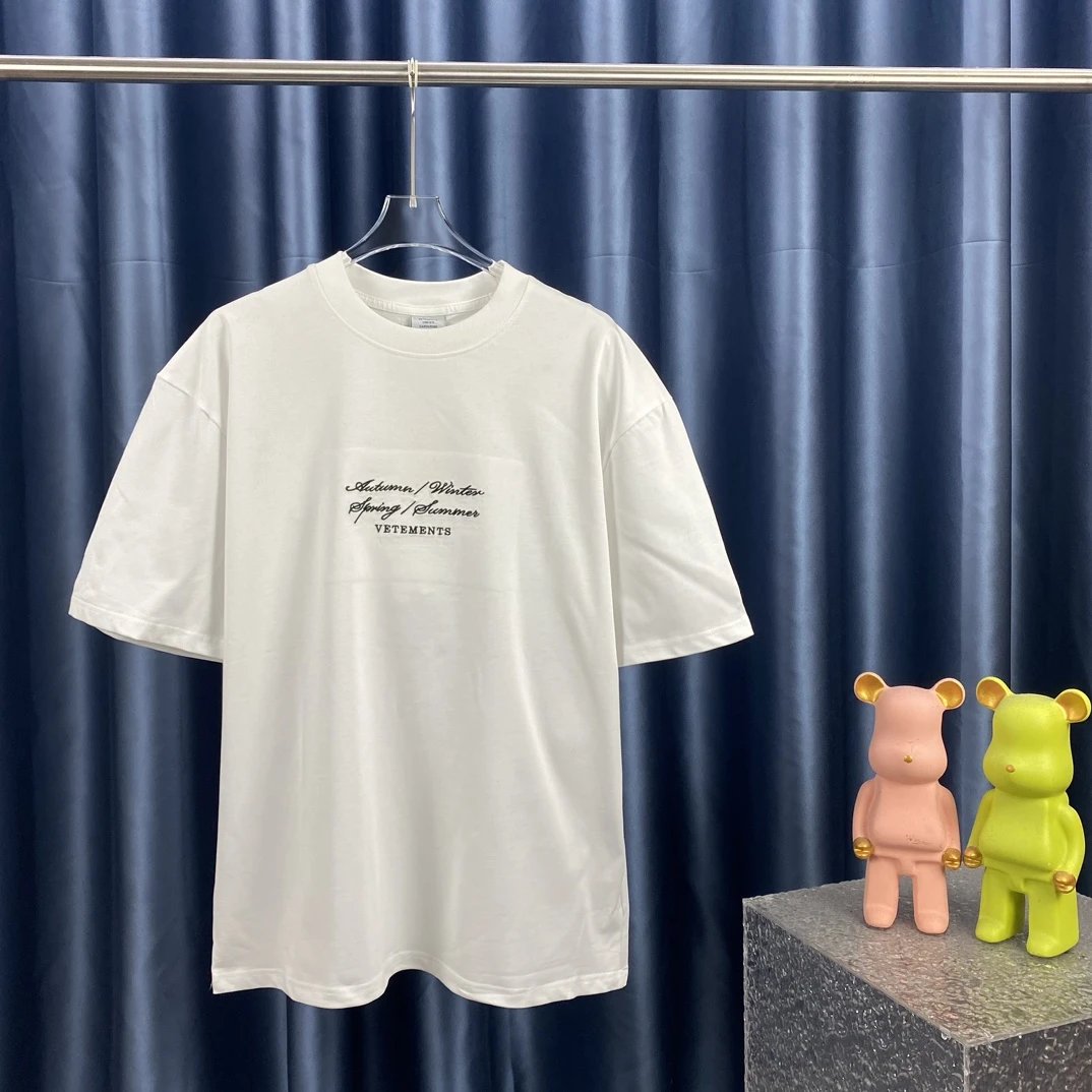 Vetements T-Shirts