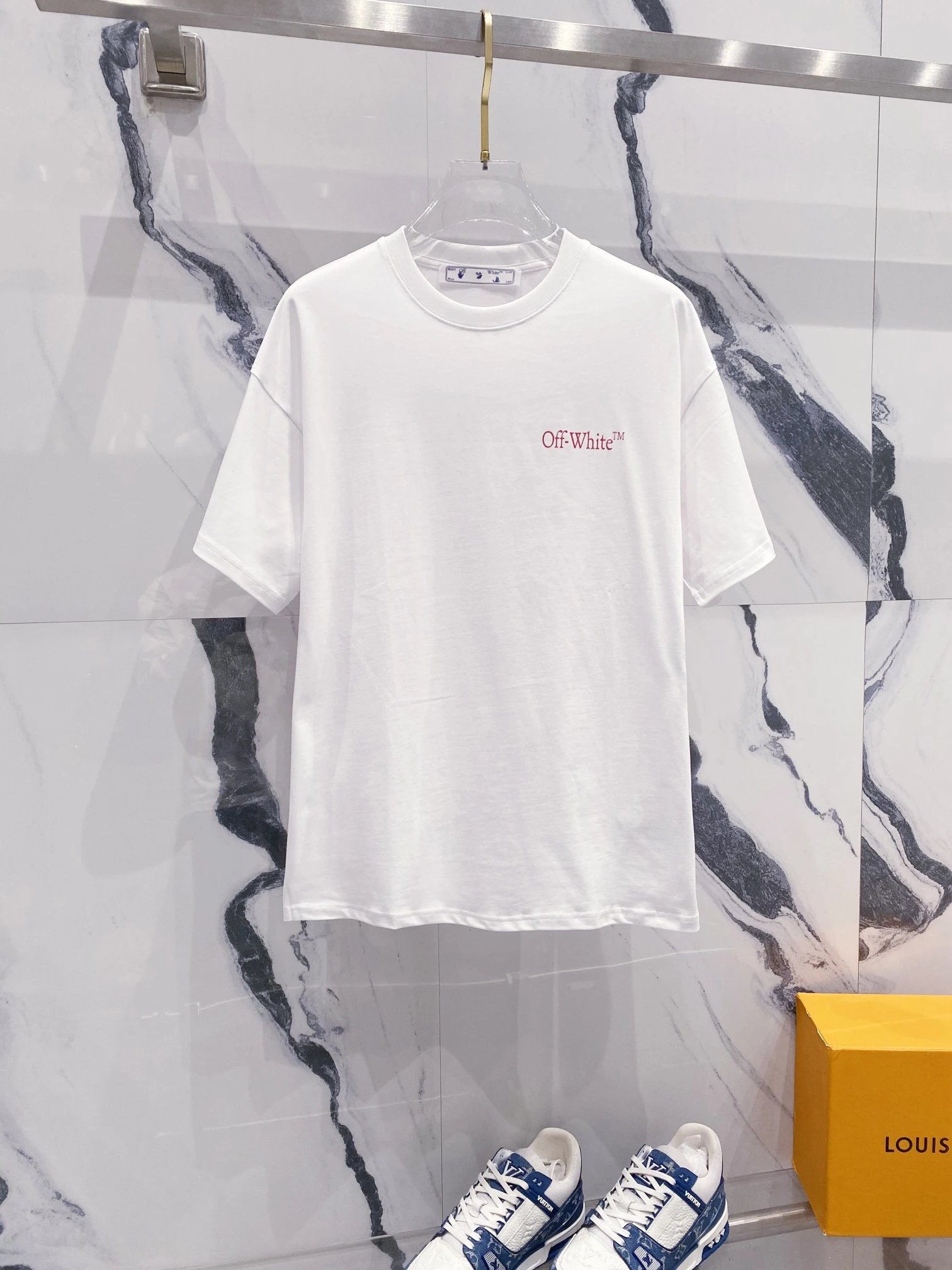  Off-White T-Shirts