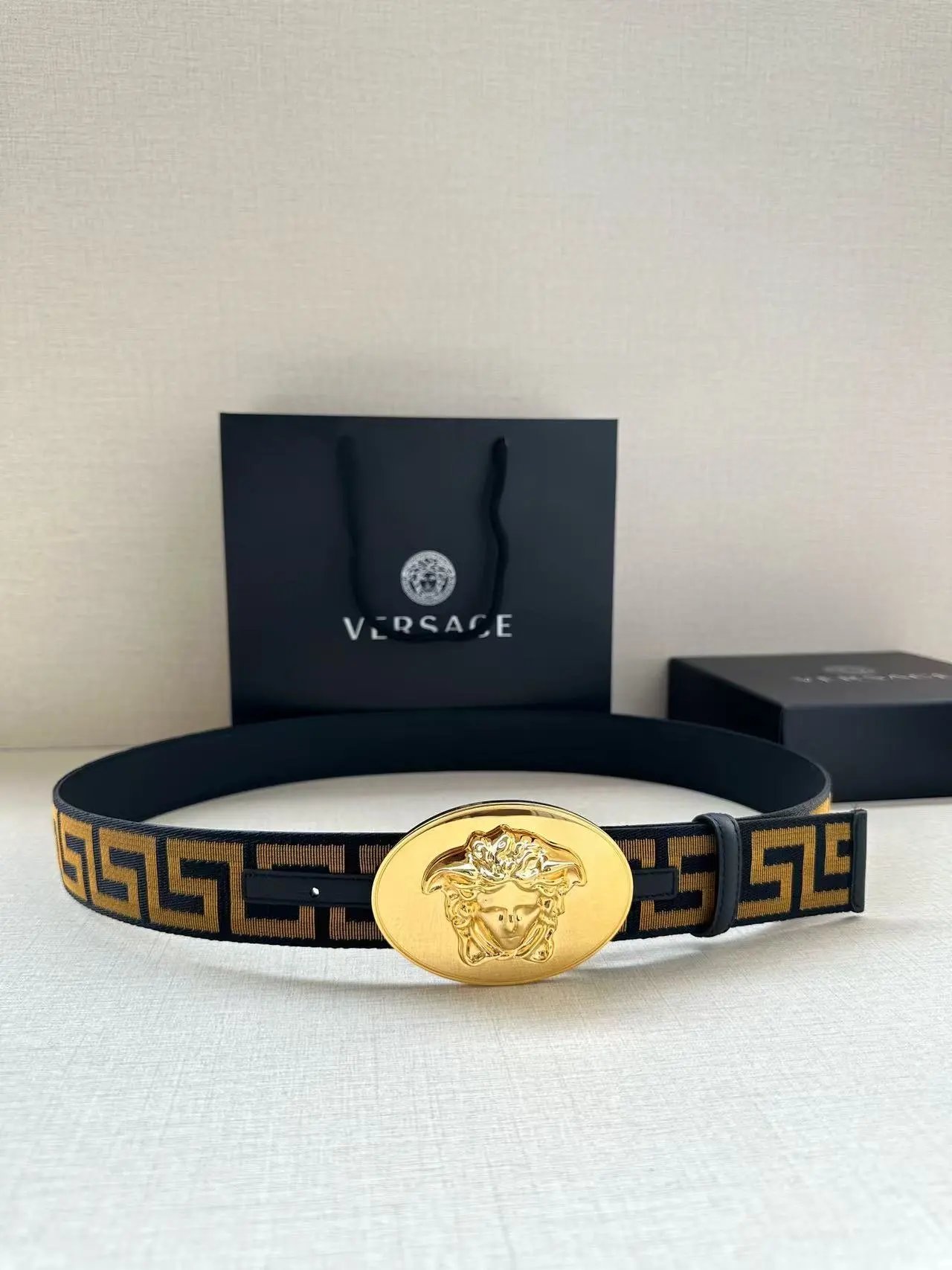  Louis Vuitton Gucci Belt