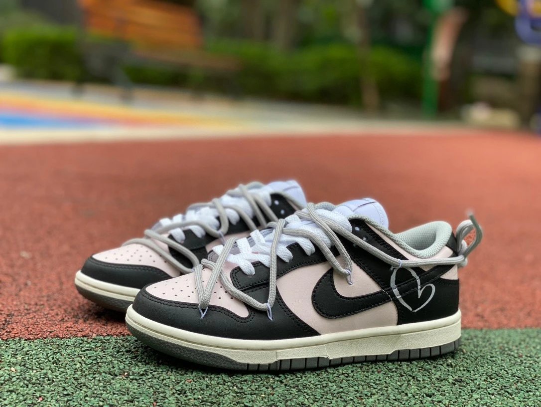 Nike SB Dunk Low