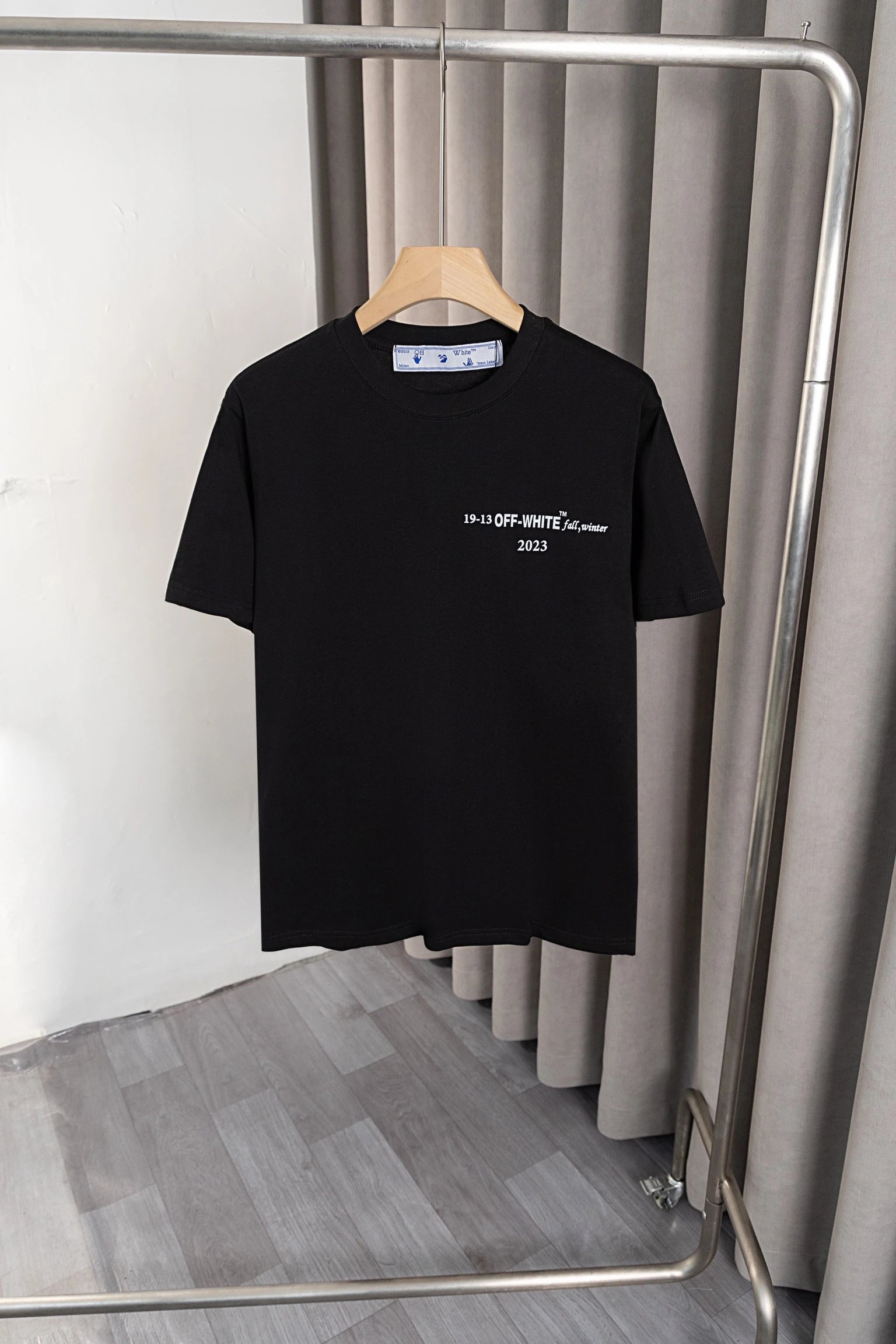  Off-White T-Shirts