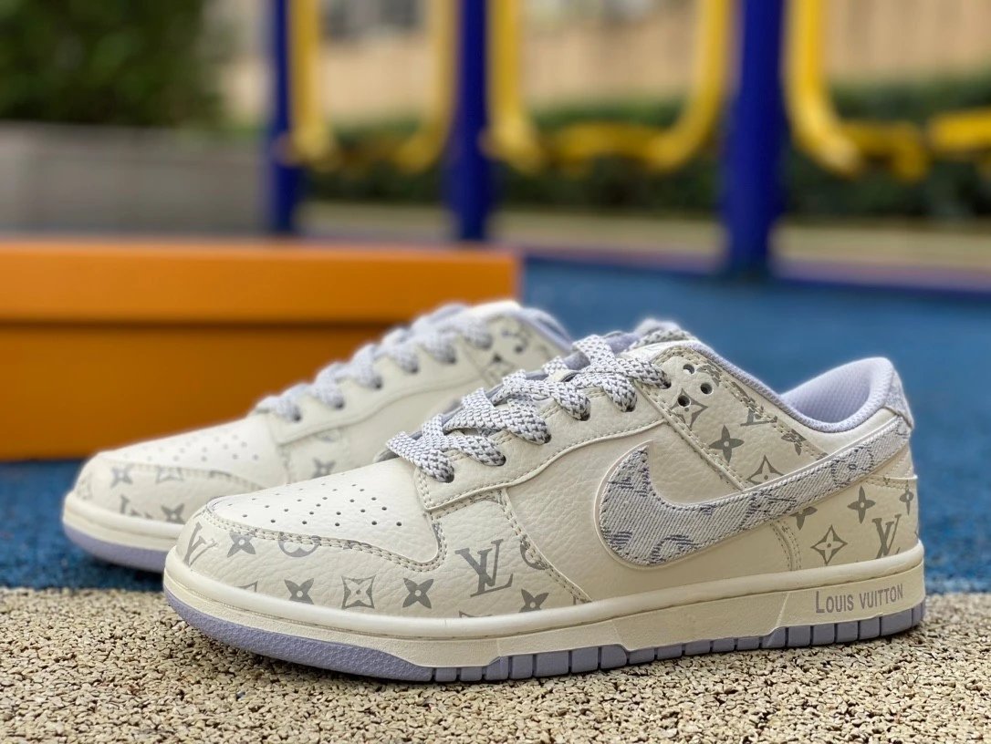 Nike SB Dunk Low