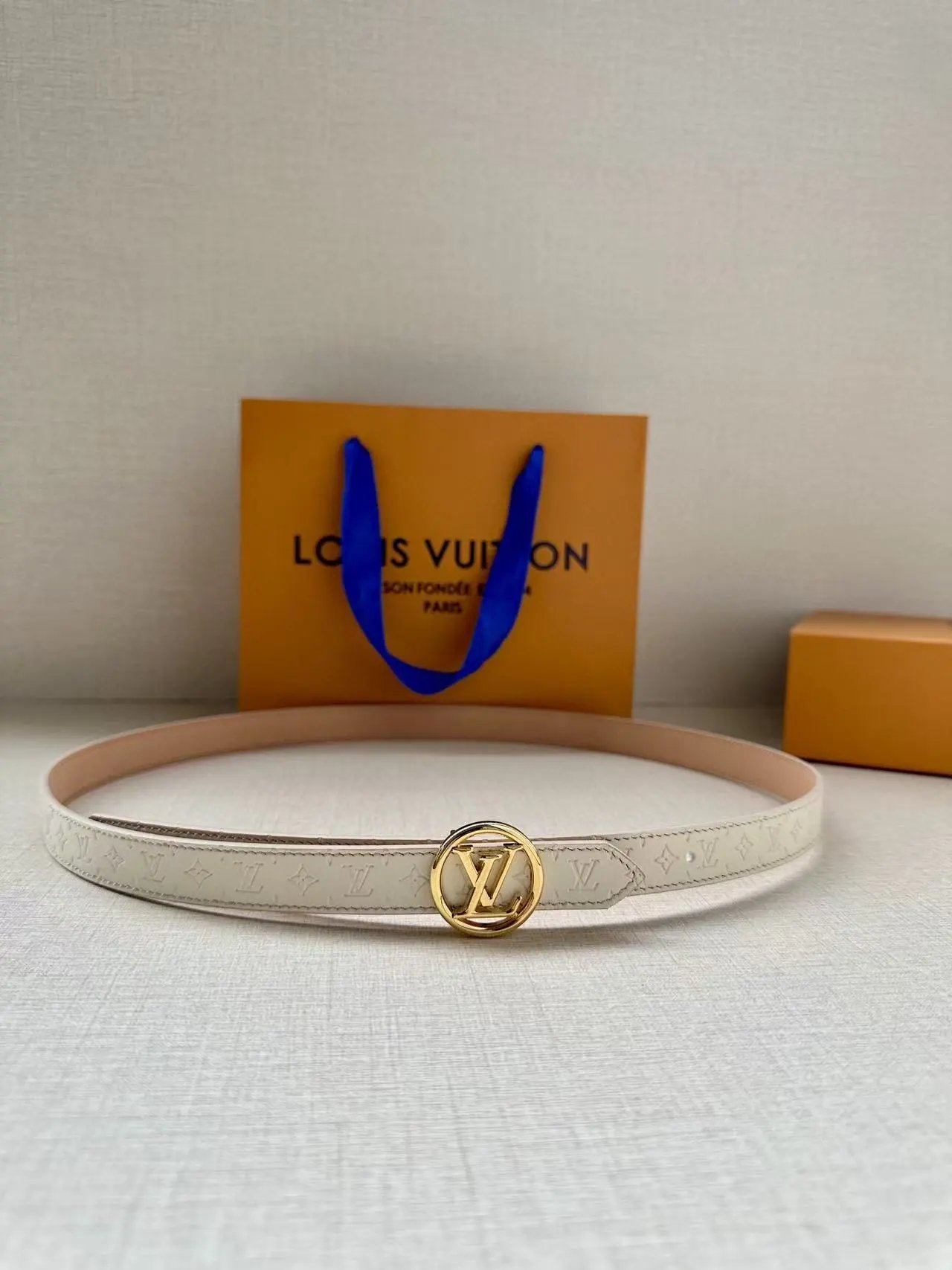  Louis Vuitton Gucci...Belt