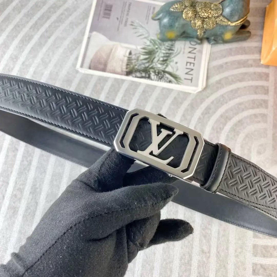 Fendi  Louis Vuitton...Belt
