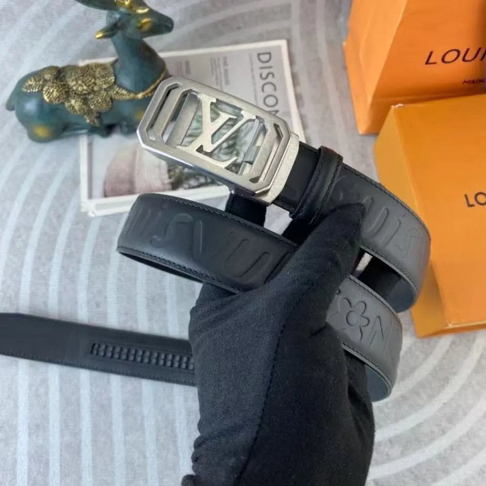  Louis Vuitton Dior...Belt