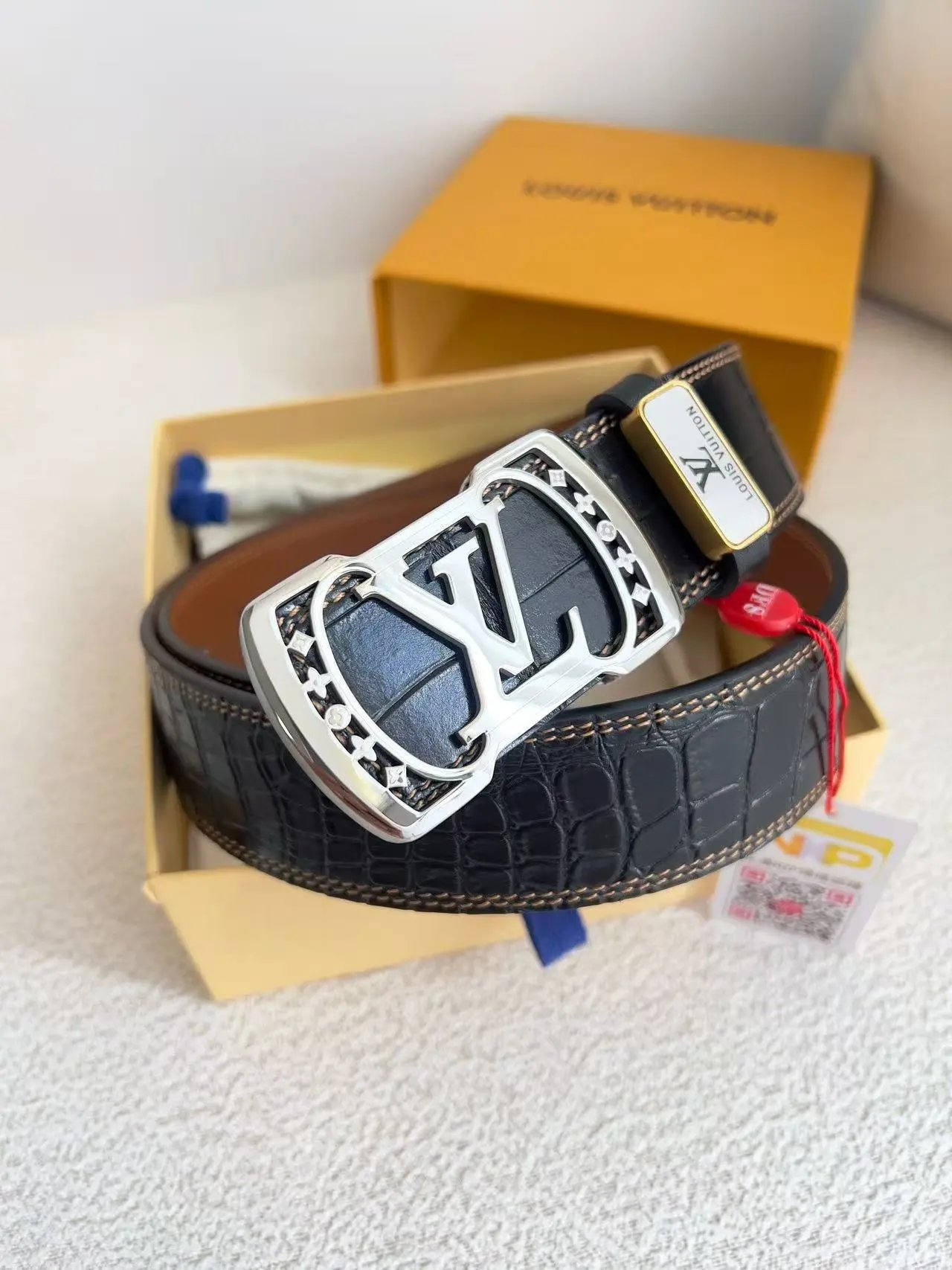  Louis Vuitton Fendi...Belt