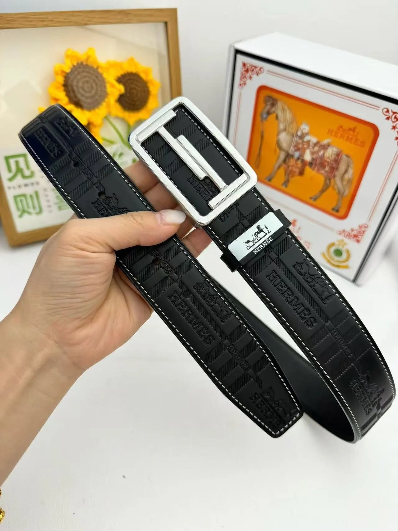  Louis Vuitton Gucci...Belt