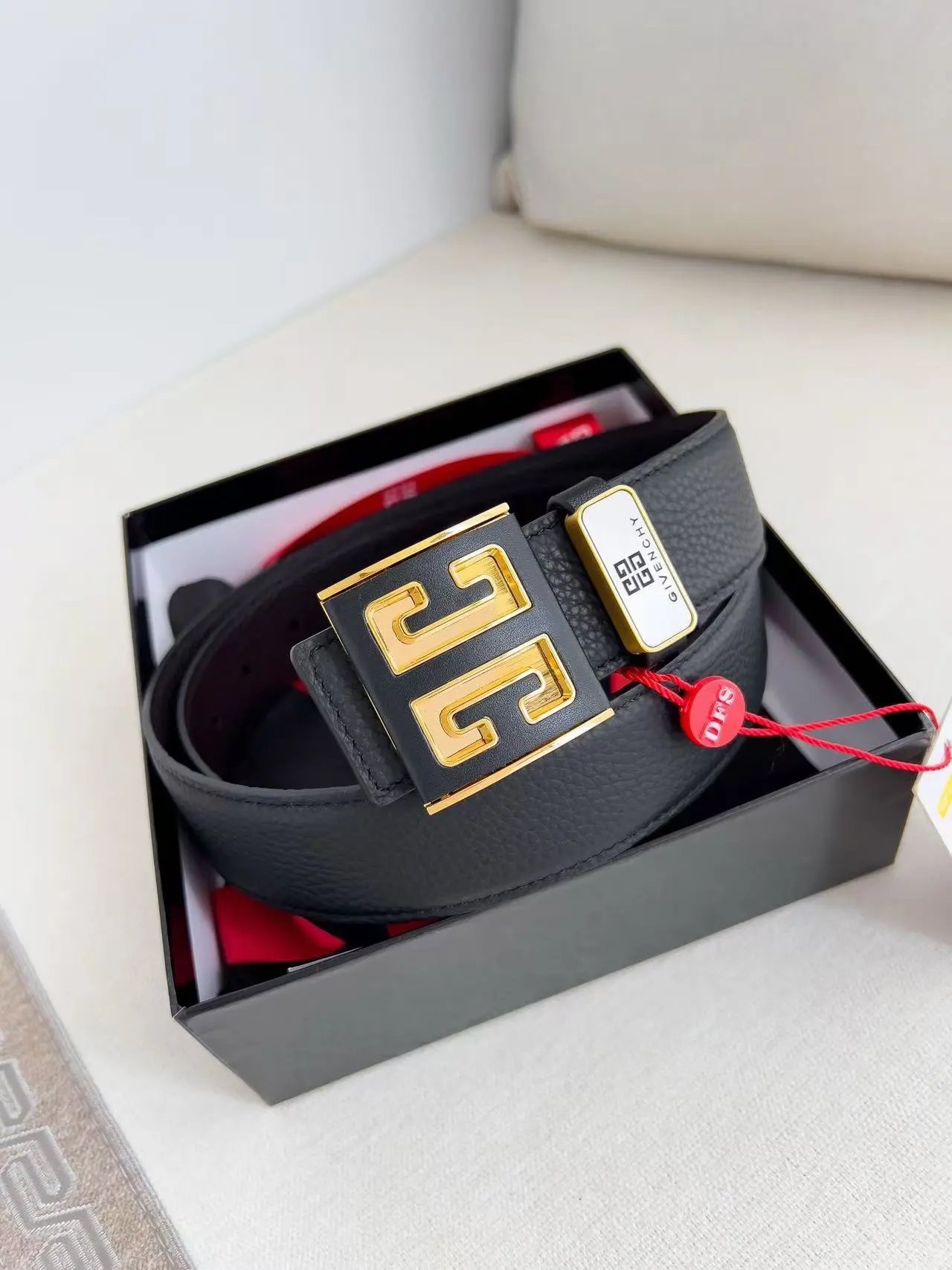  Louis Vuitton Dior...Belt