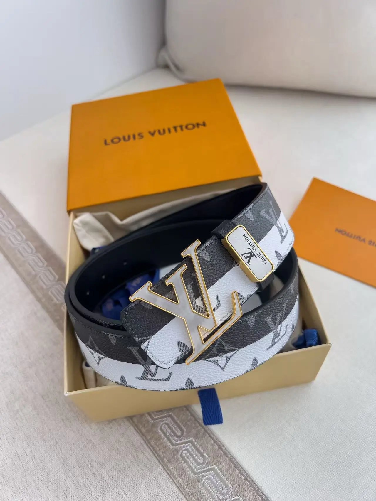  Louis Vuitton Gucci....Belt