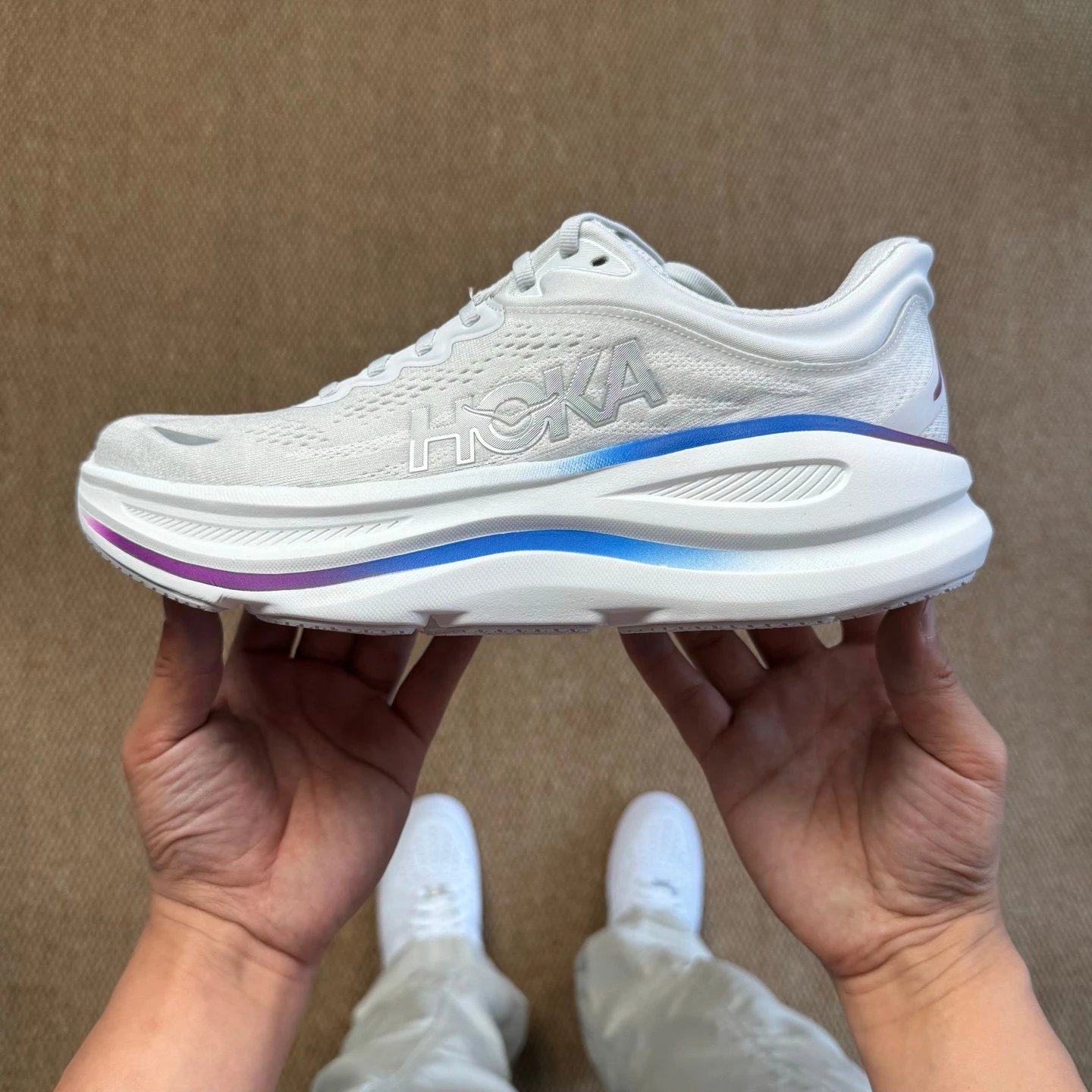 Hoka One One Bondi 9