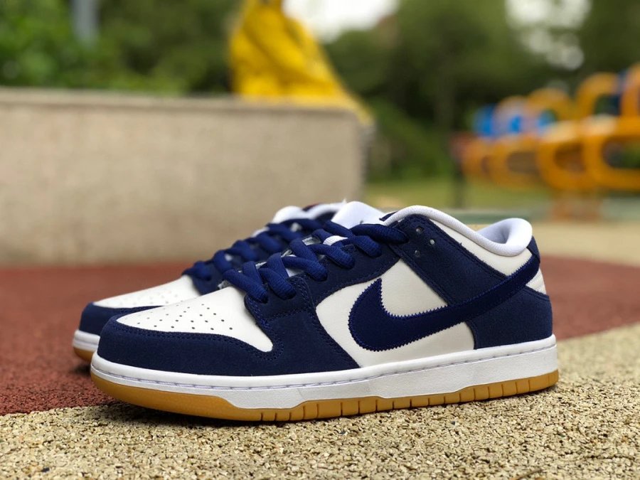 Nike Dunk Low