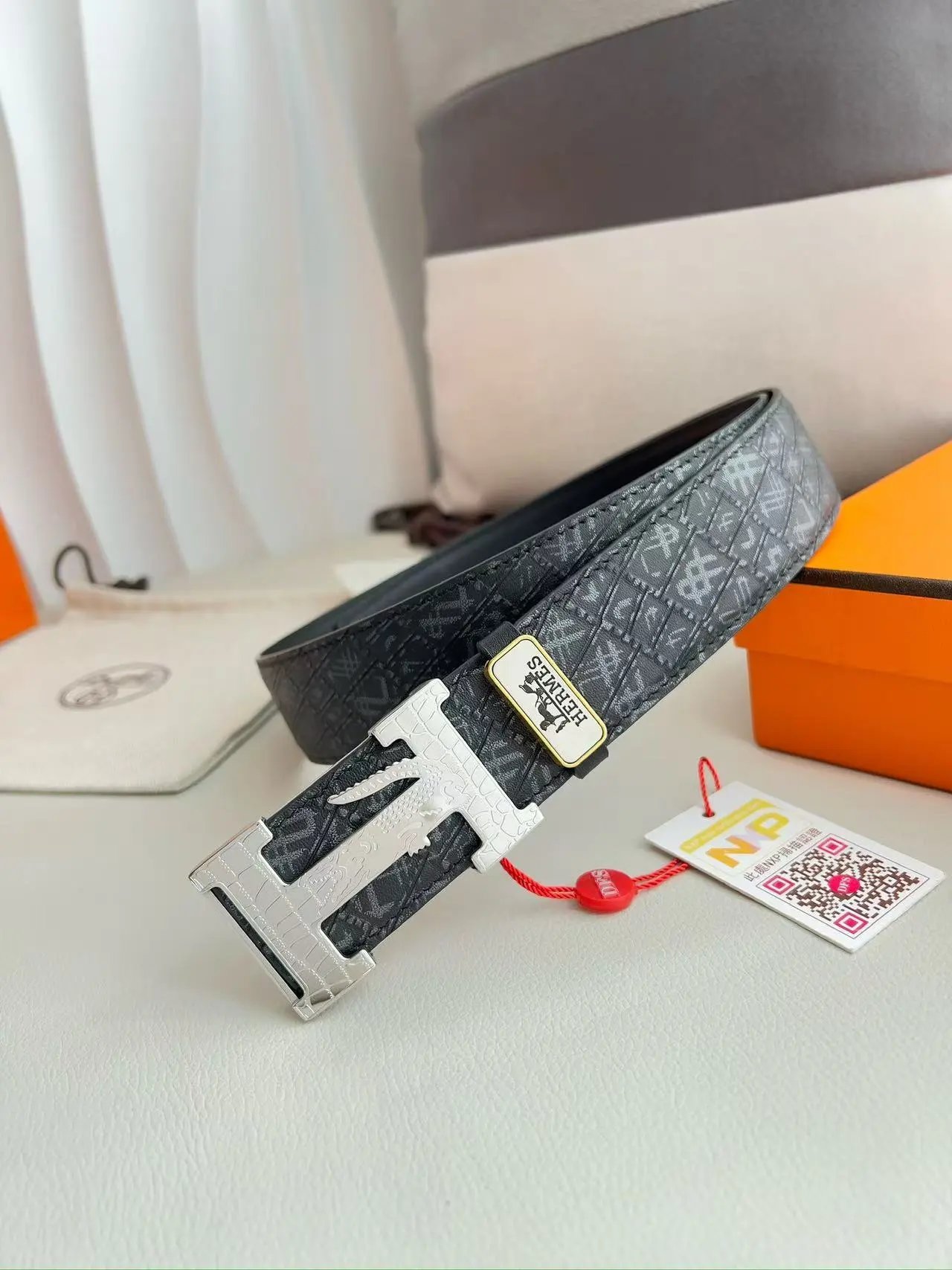  Louis Vuitton Fendi...Belt