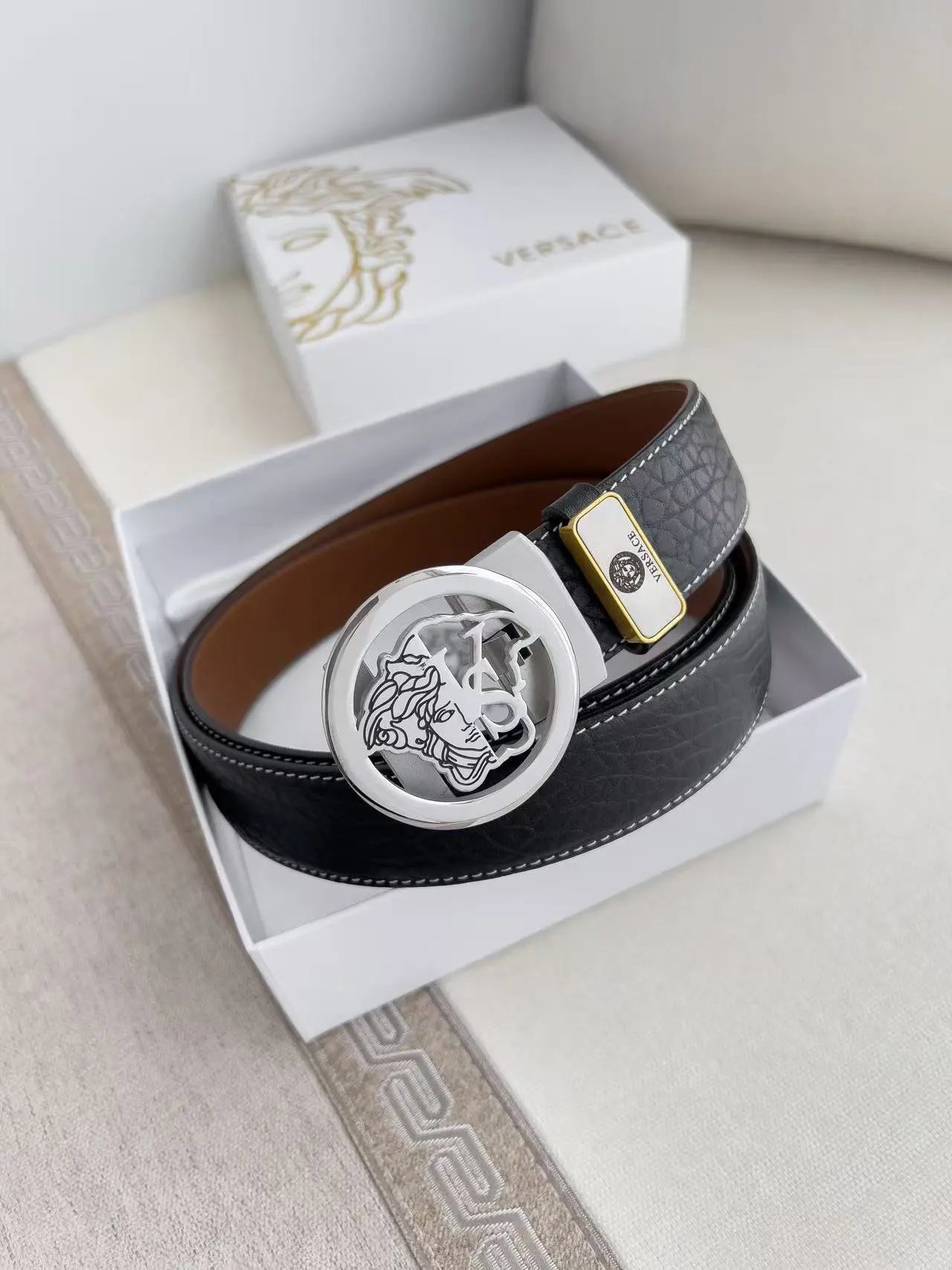  Louis Vuitton Dior...Belt