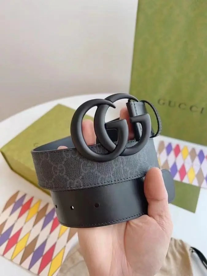  Louis Vuitton Fendi...Belt