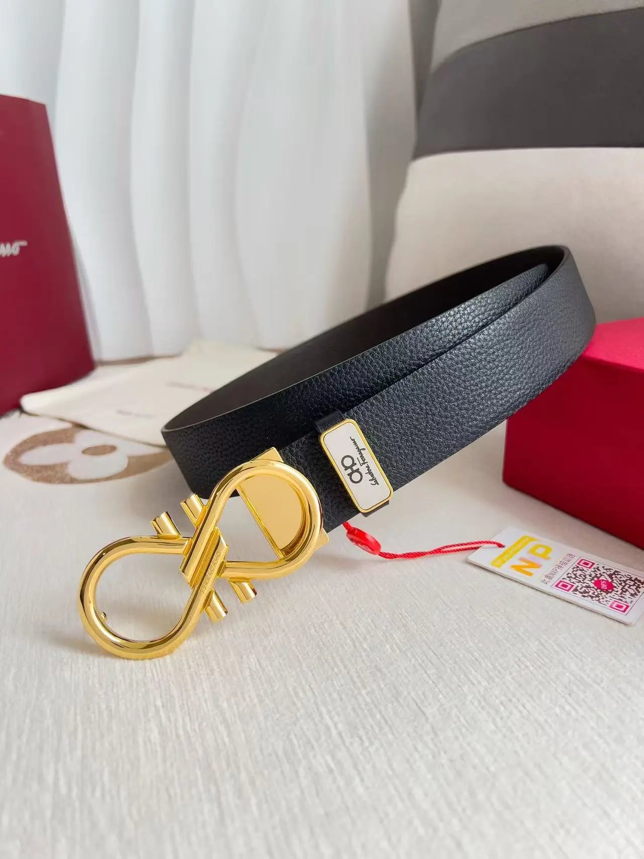  Louis Vuitton Gucci...Belt
