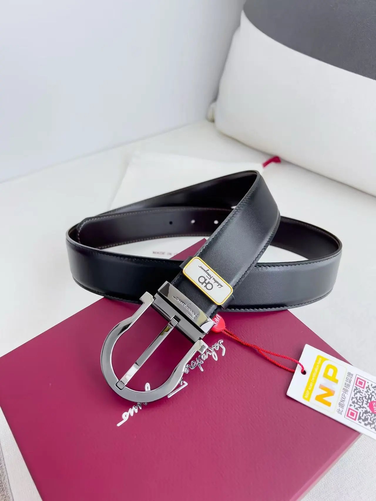  Louis Vuitton Gucci...Belt