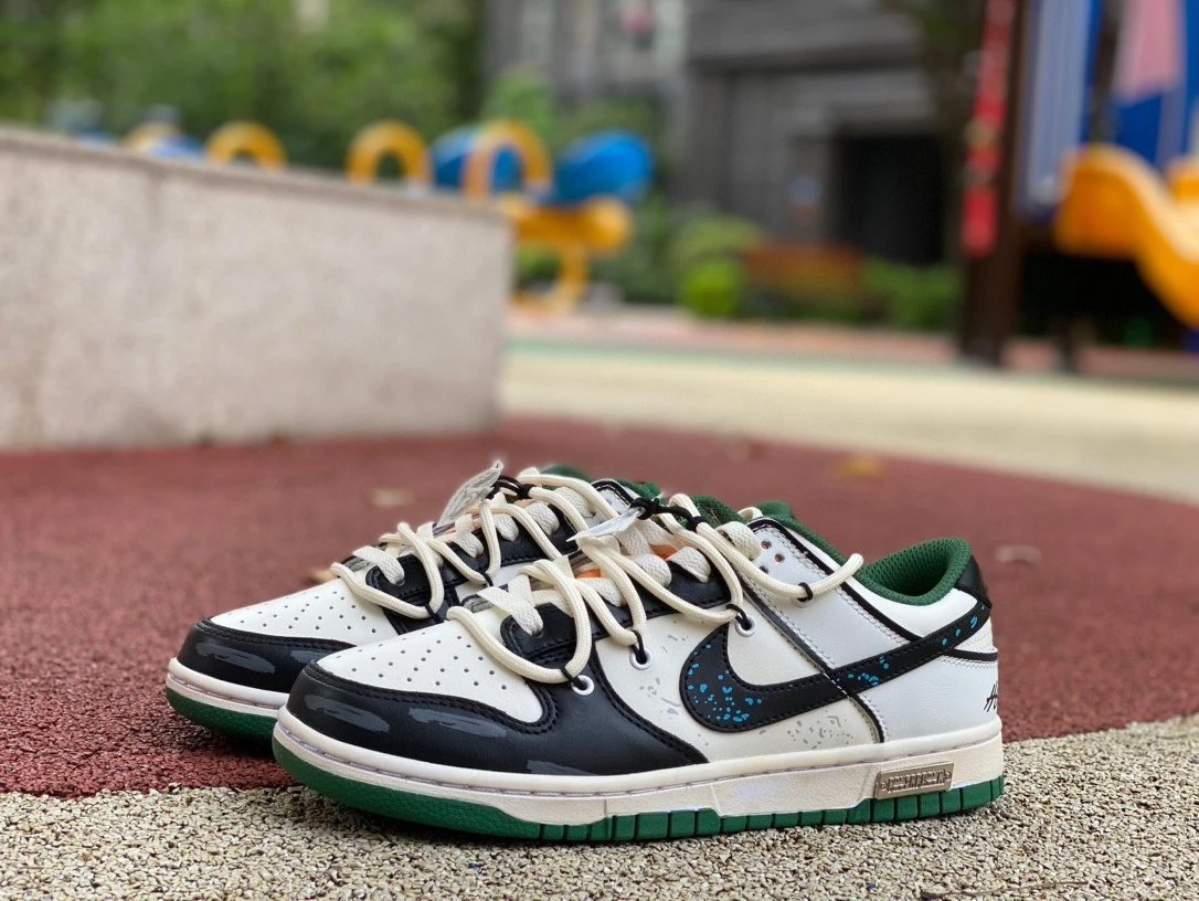 Nike Dunk Low