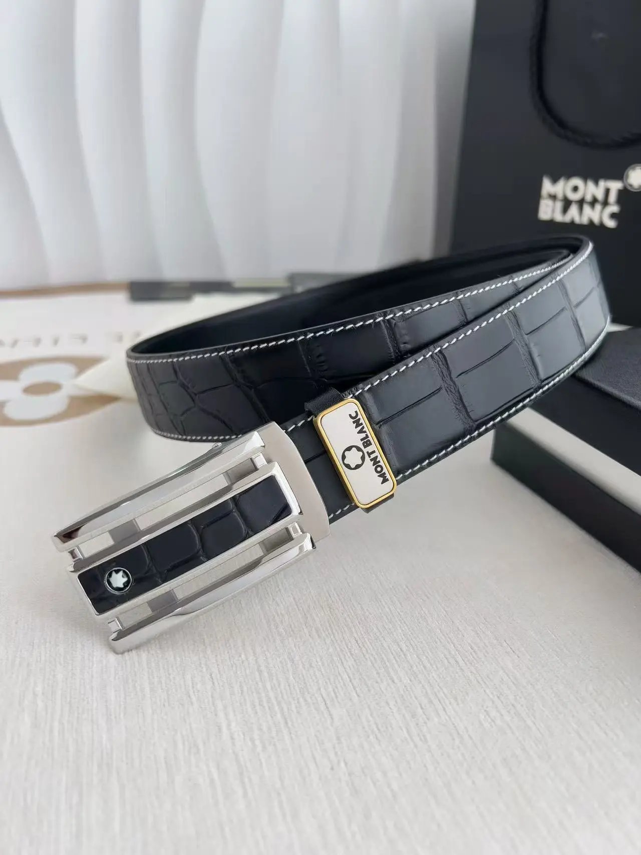  Louis Vuitton Dior...Belt