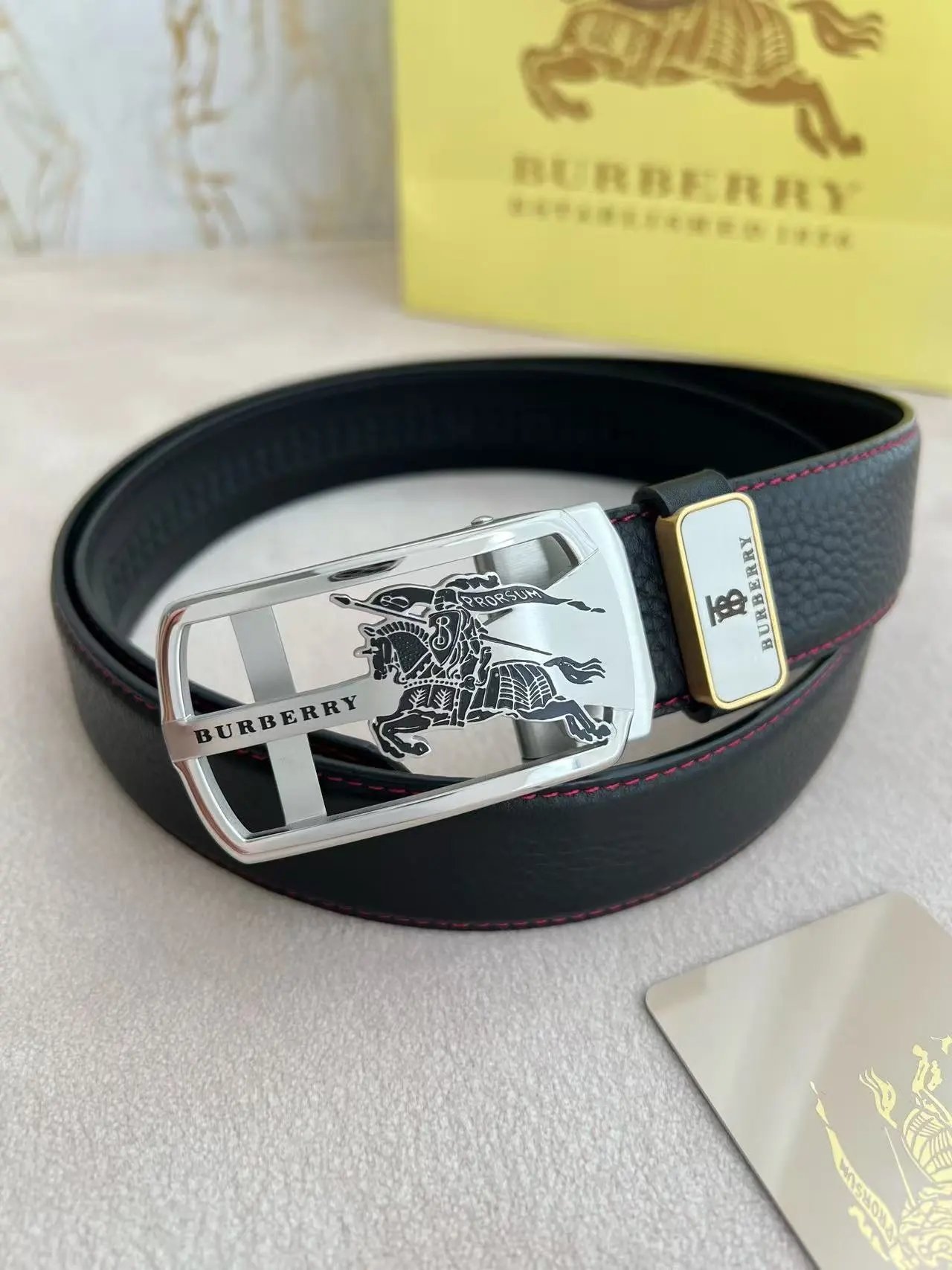  Louis Vuitton Gucci Belt