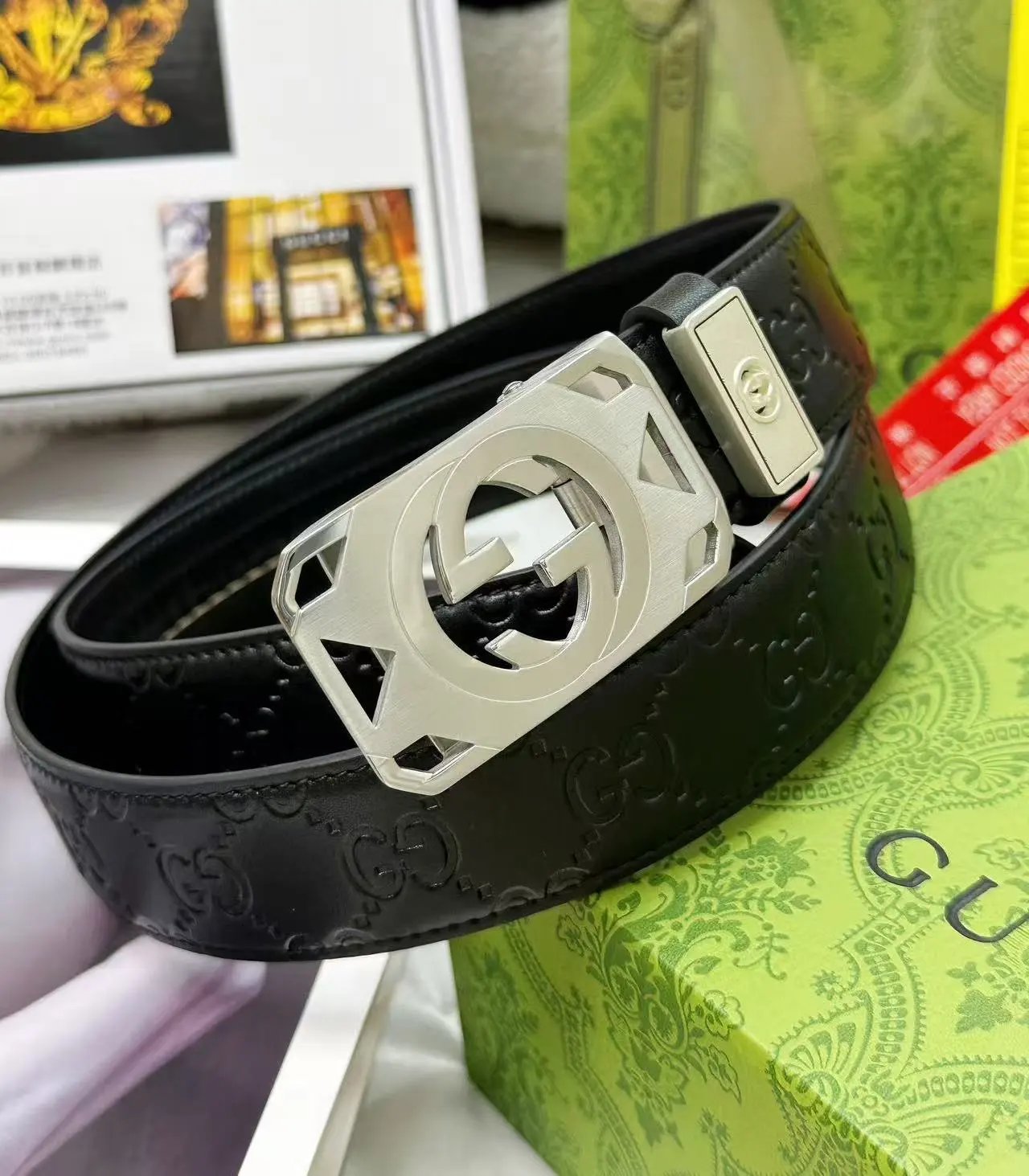  Louis Vuitton Gucci...Belt
