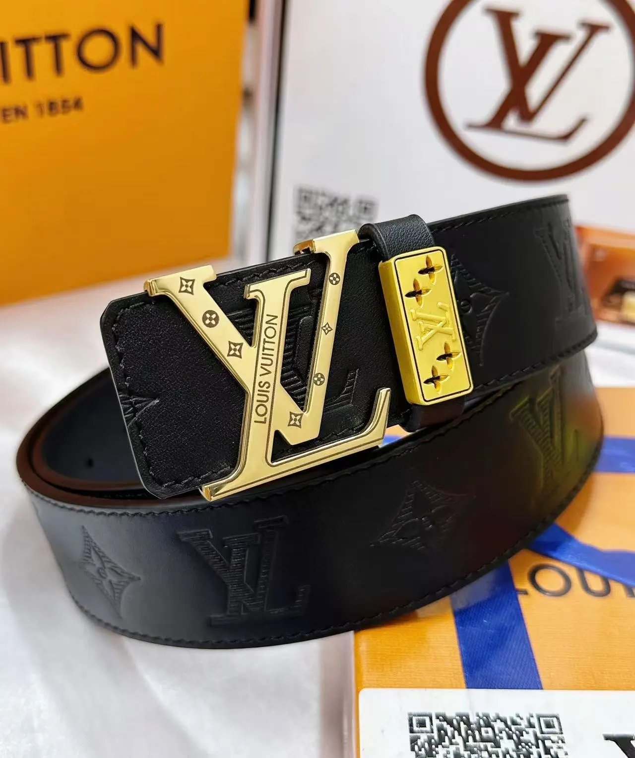  Louis Vuitton Gucci...Belt