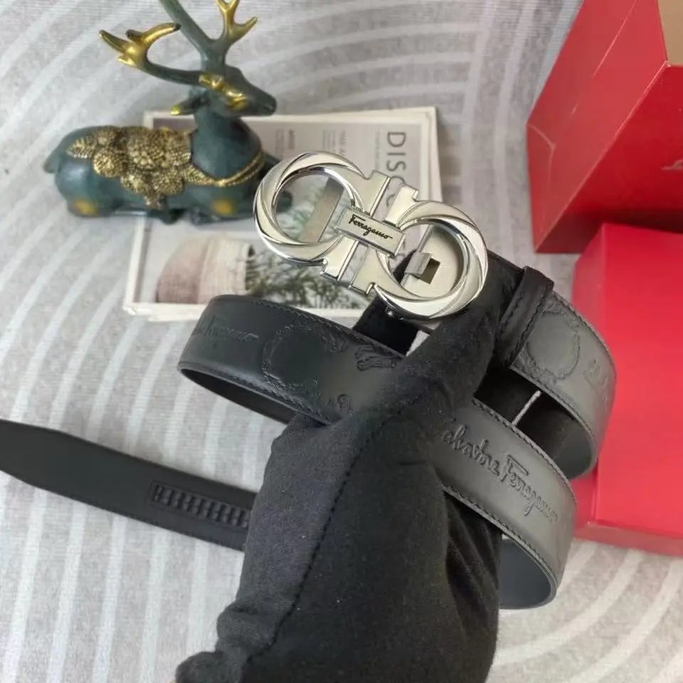  Louis Vuitton Dior...Belt