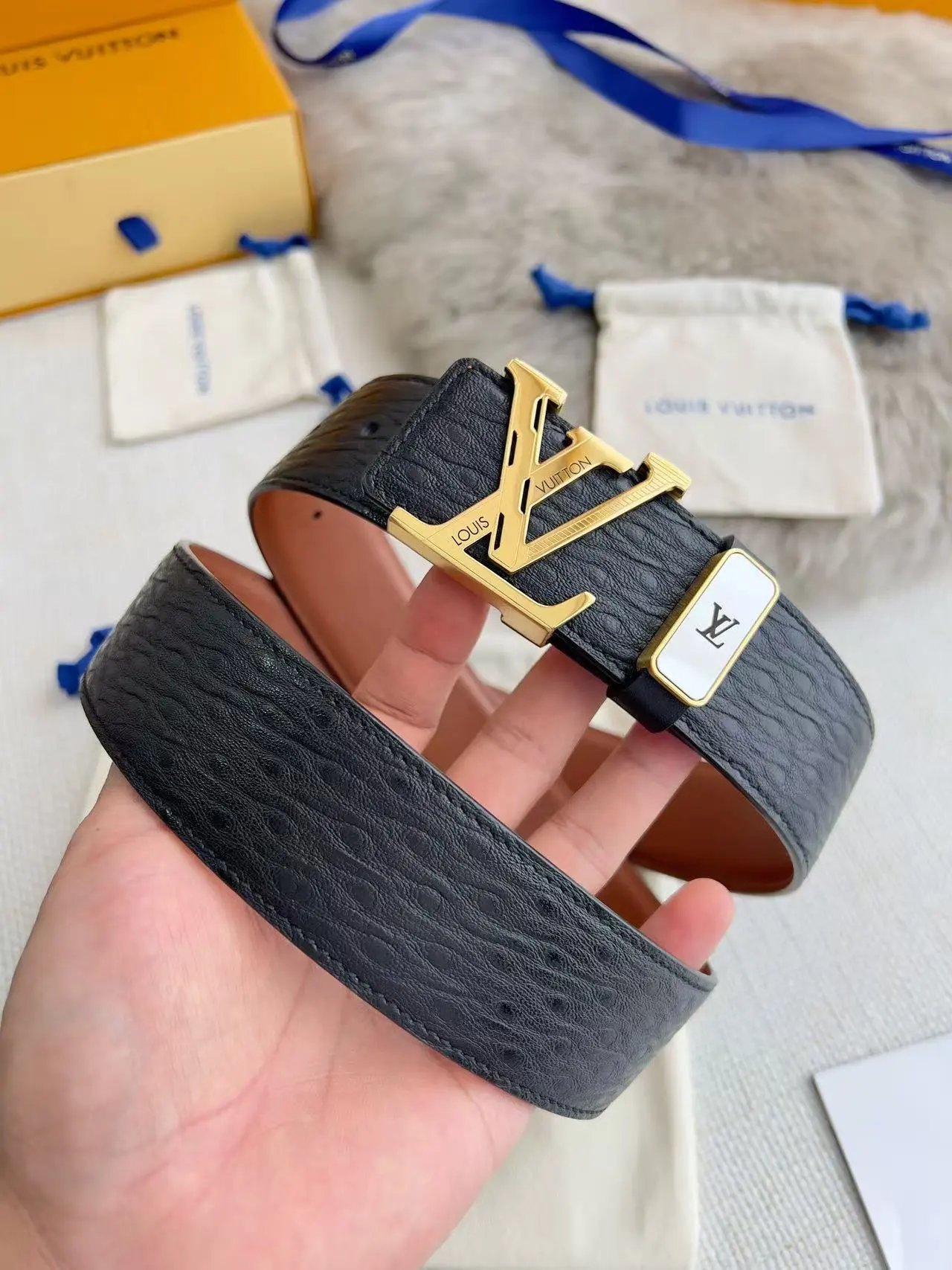  Louis Vuitton Dior...Belt