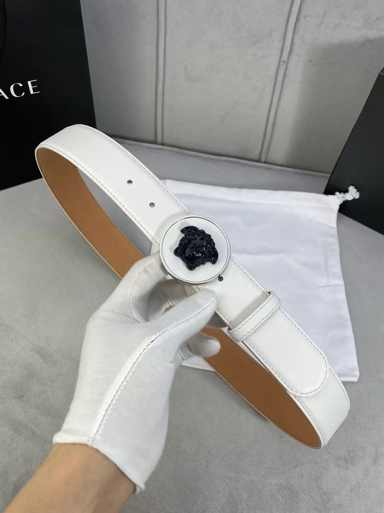  Louis Vuitton Fendi...Belt