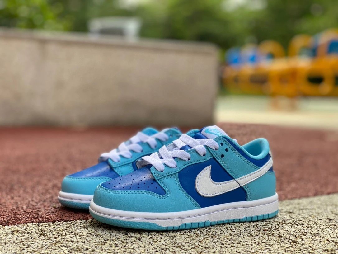 Nike SB Dunk Low