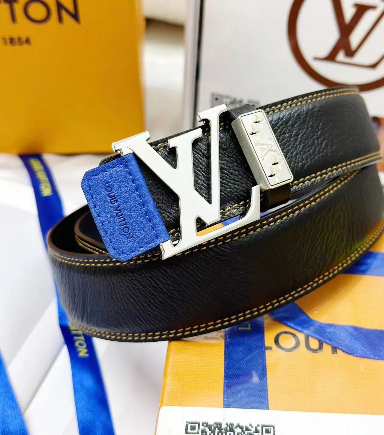  Louis Vuitton Dior...Belt
