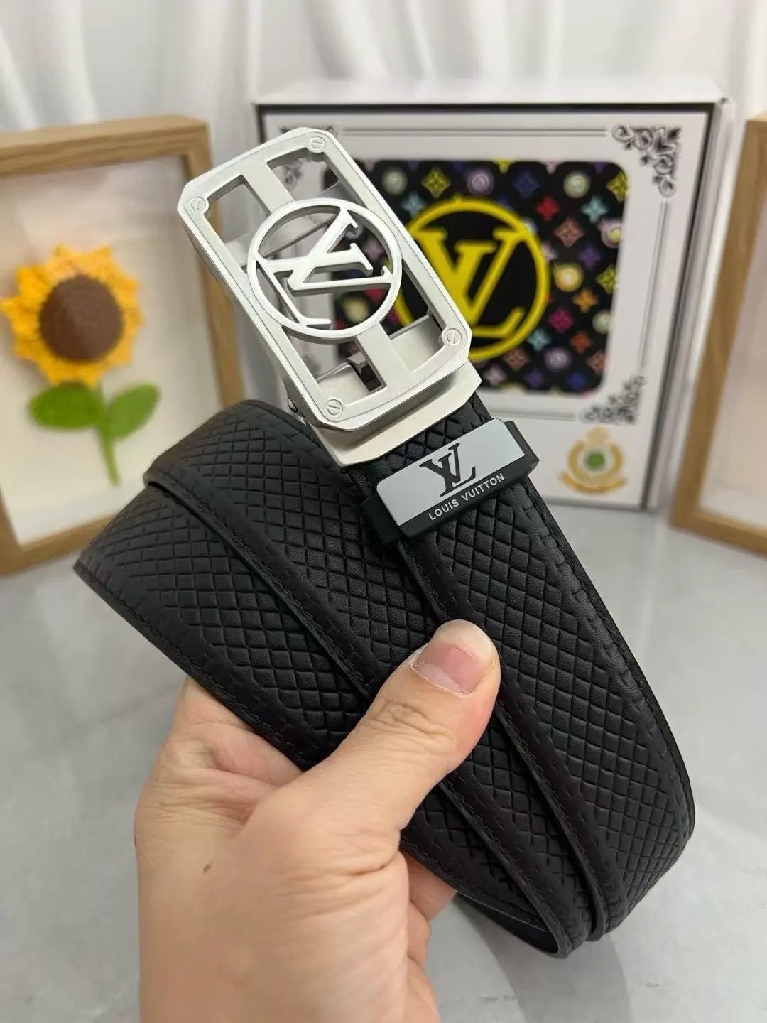  Louis Vuitton Gucci...Belt