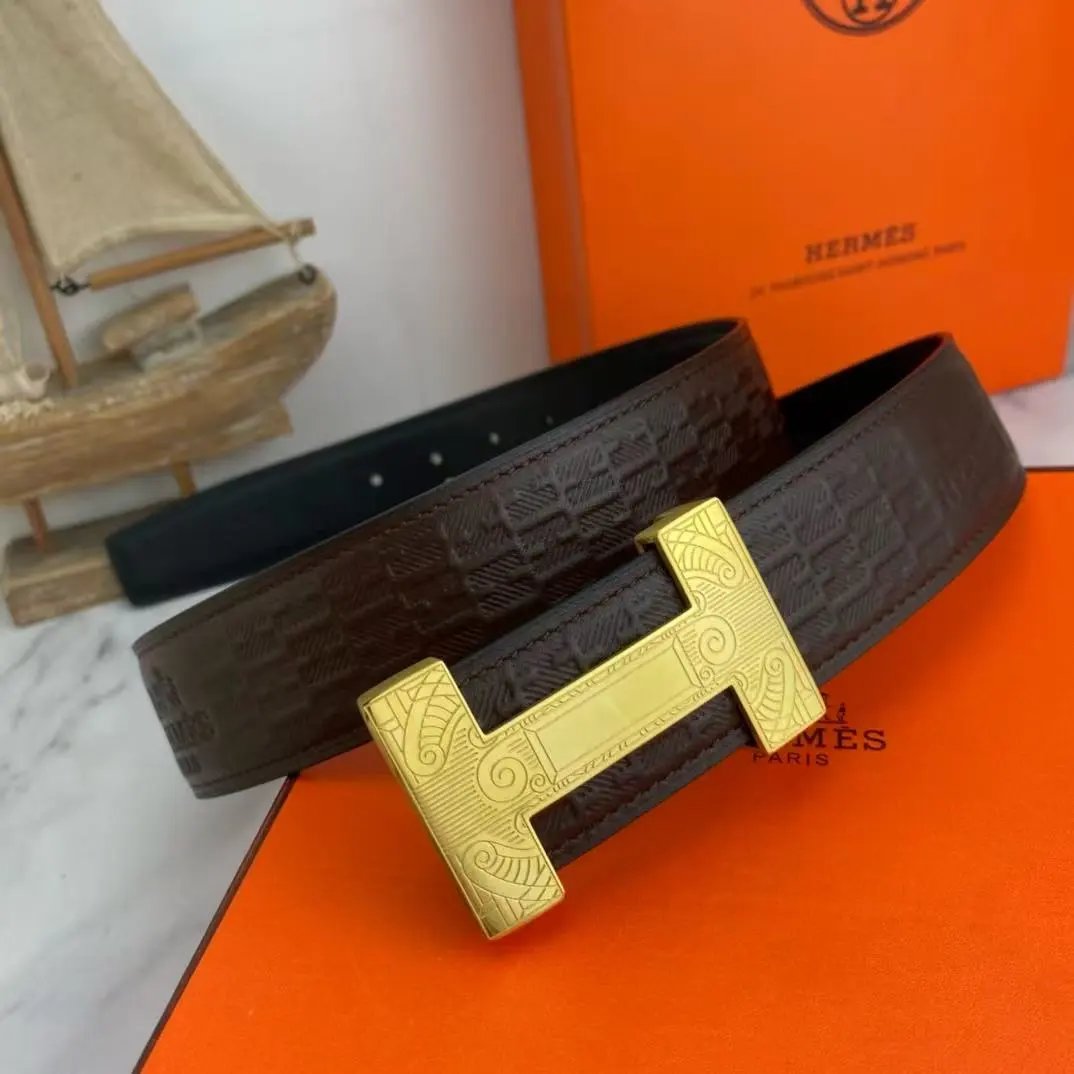  Louis Vuitton Gucci...Belt