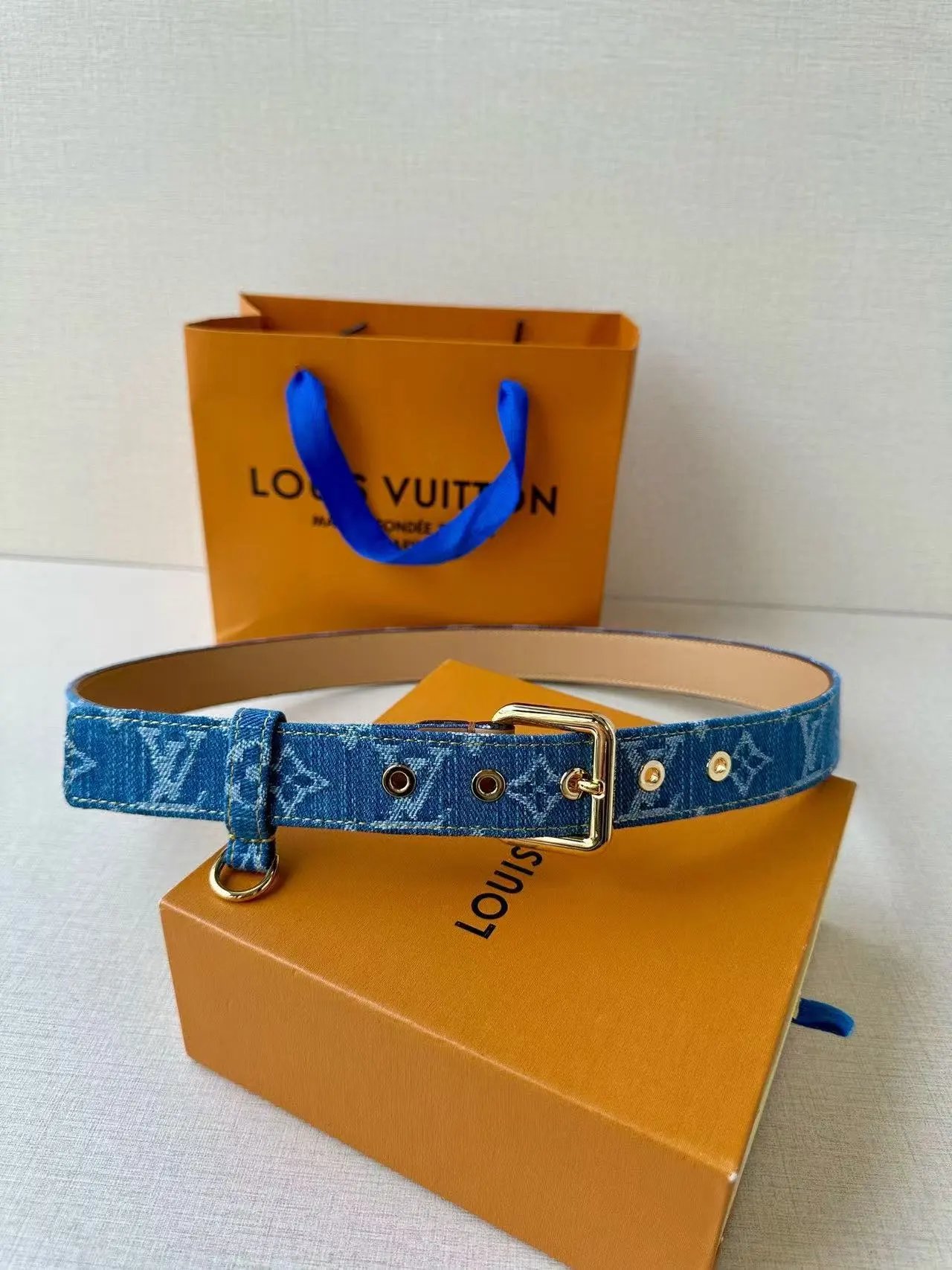  Louis Vuitton Gucci...Belt