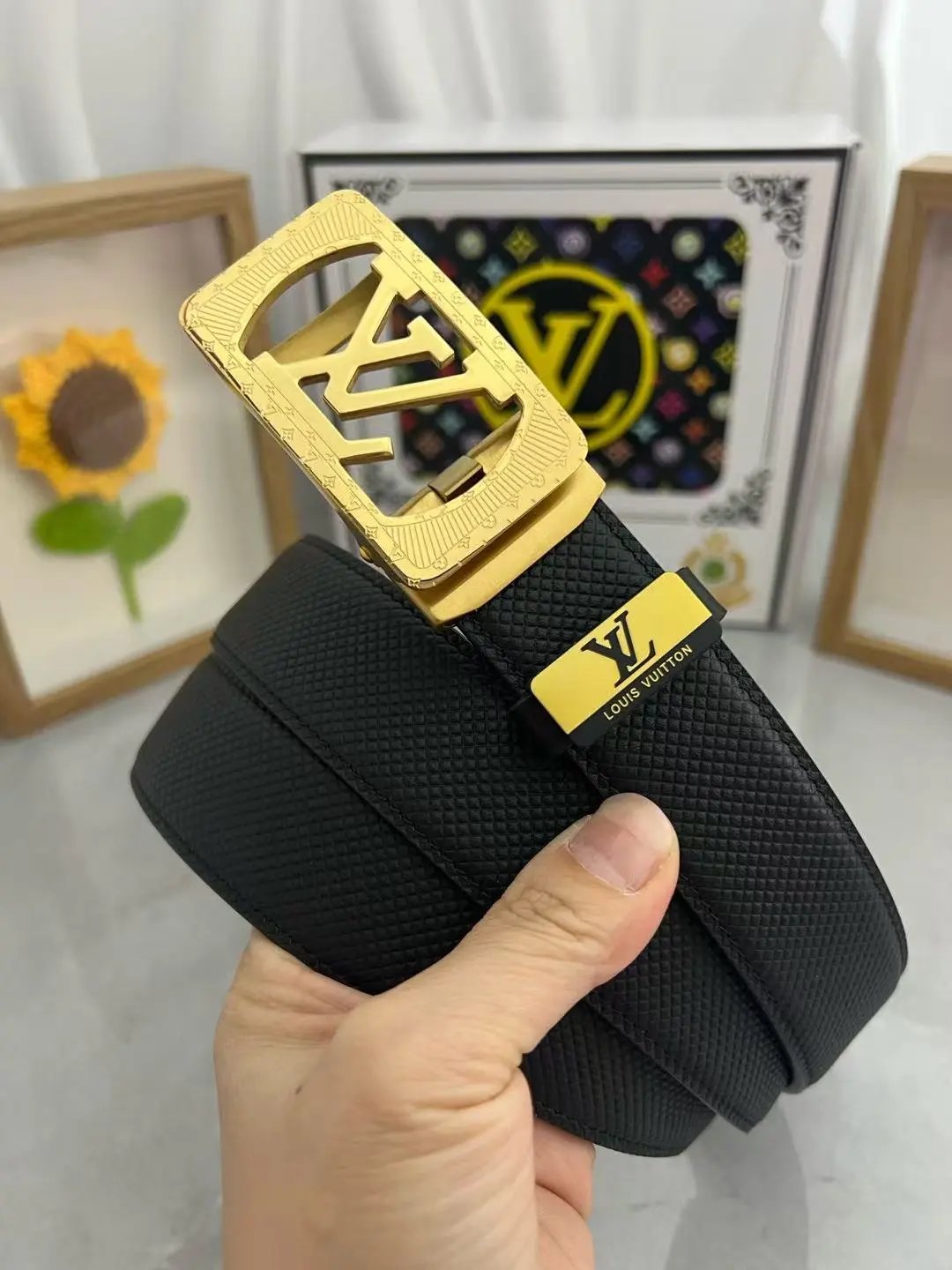  Louis Vuitton Gucci...Belt