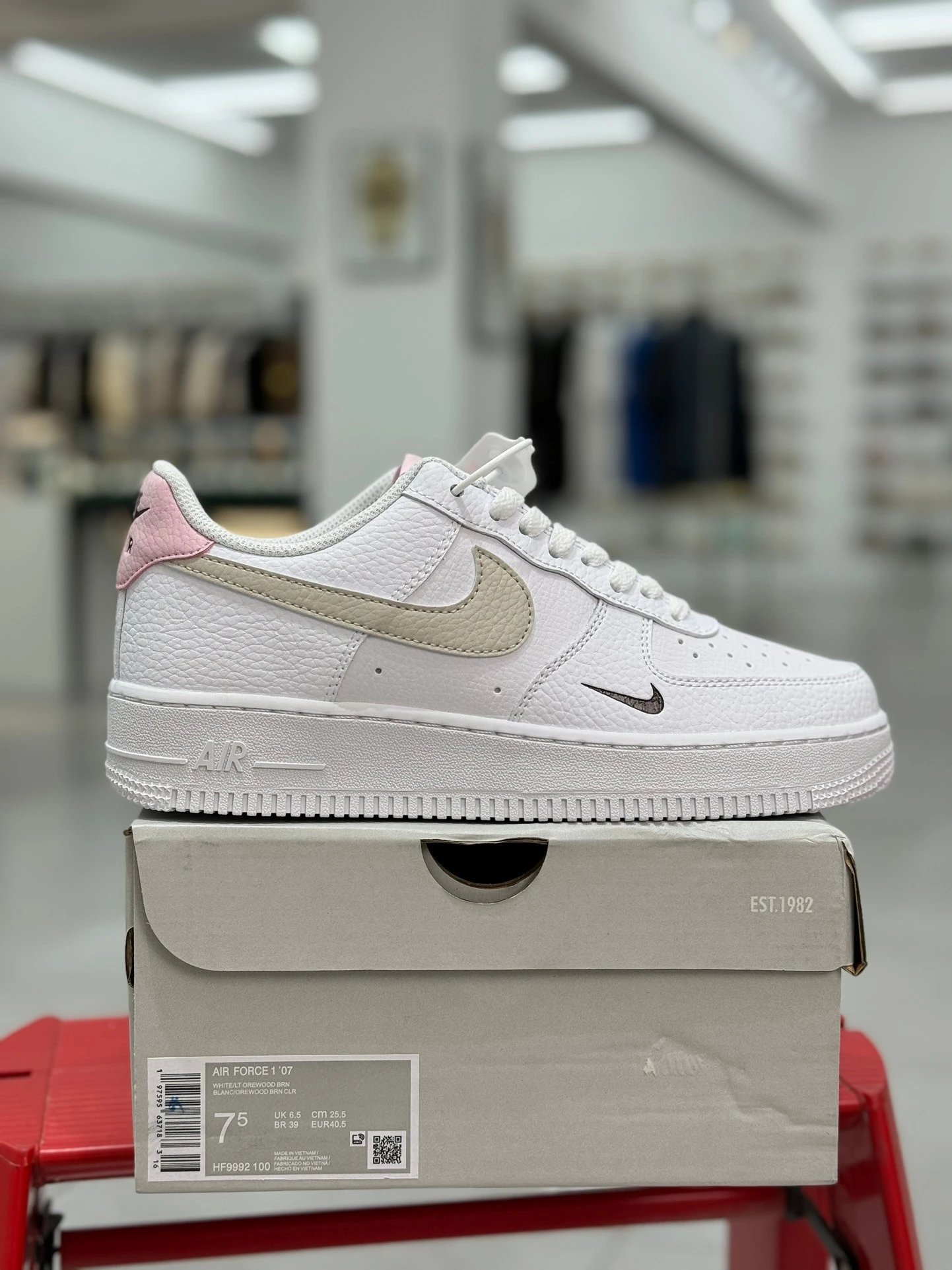 Nike Air Force 1 Low