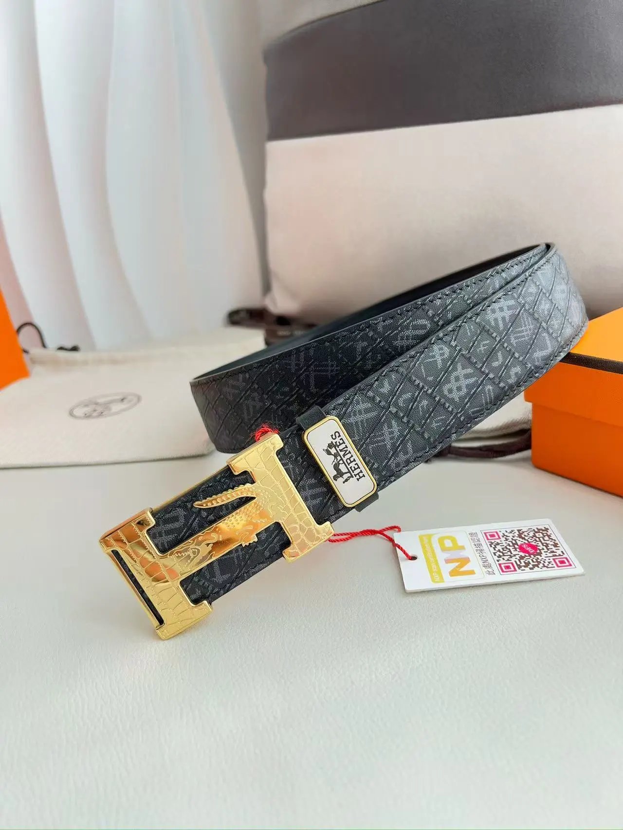  Louis Vuitton Gucci...Belt