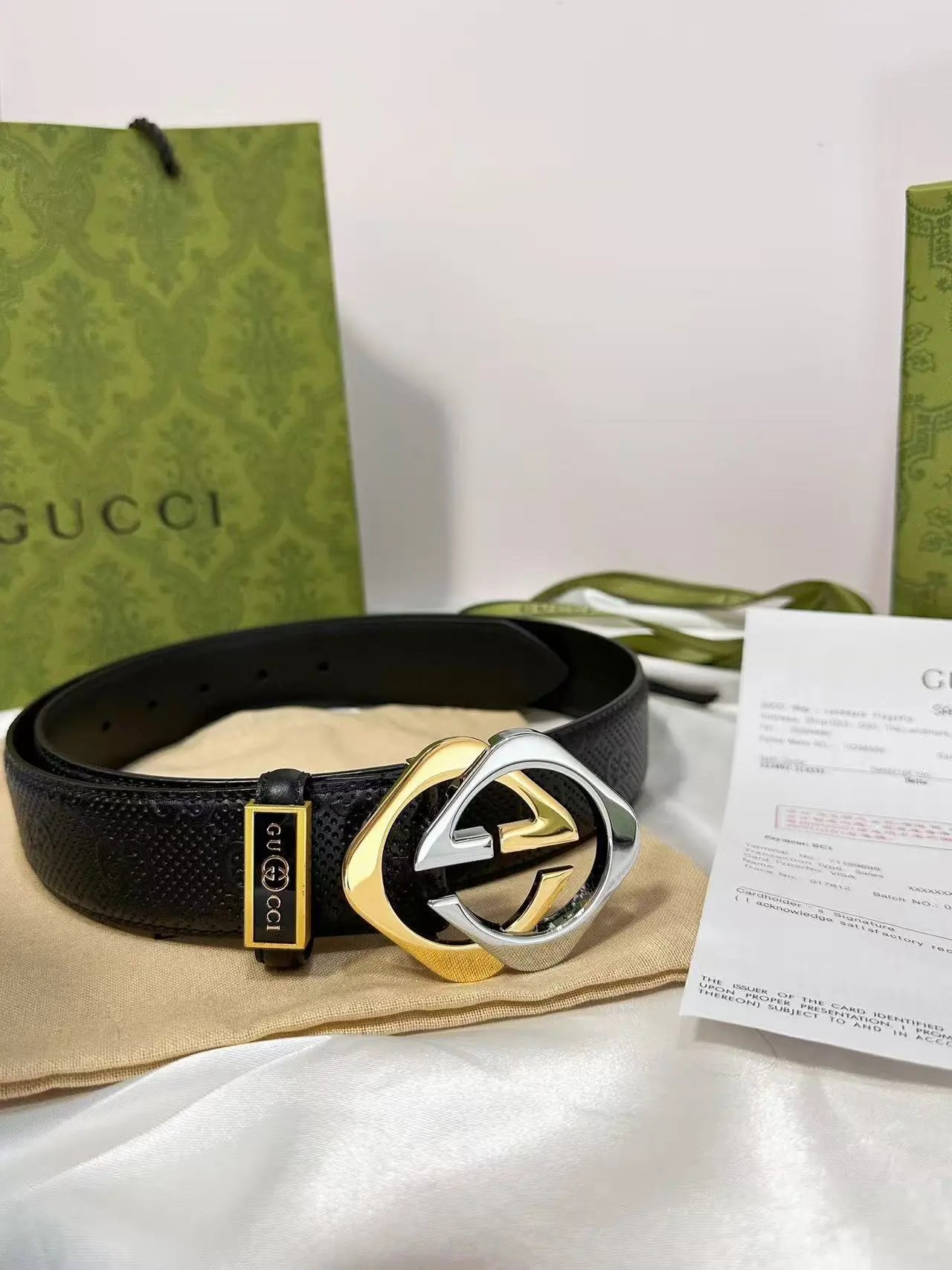  Louis Vuitton Gucci...Belt