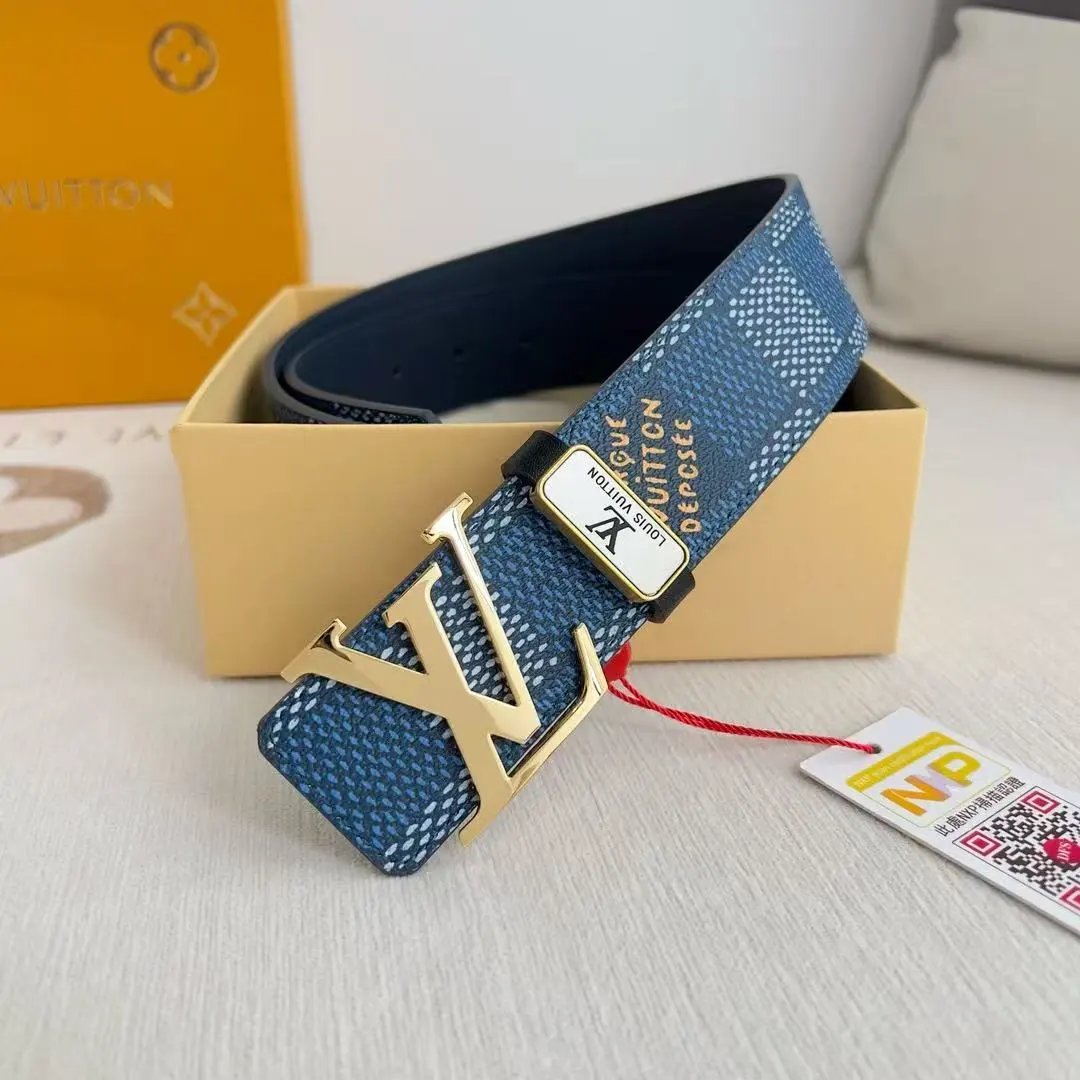  Louis Vuitton Gucci... Belt