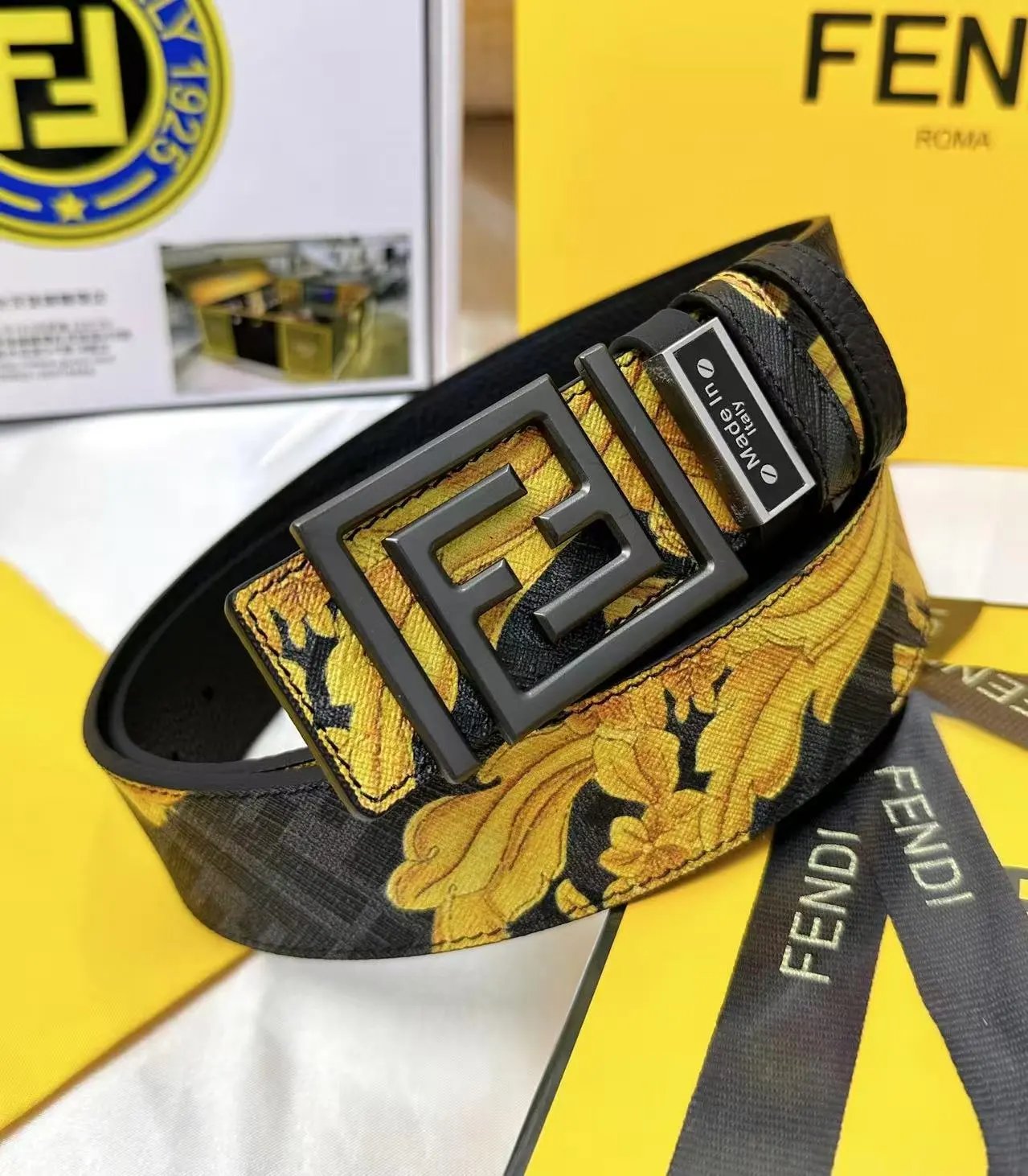 Louis Vuitton Fendi...Belt