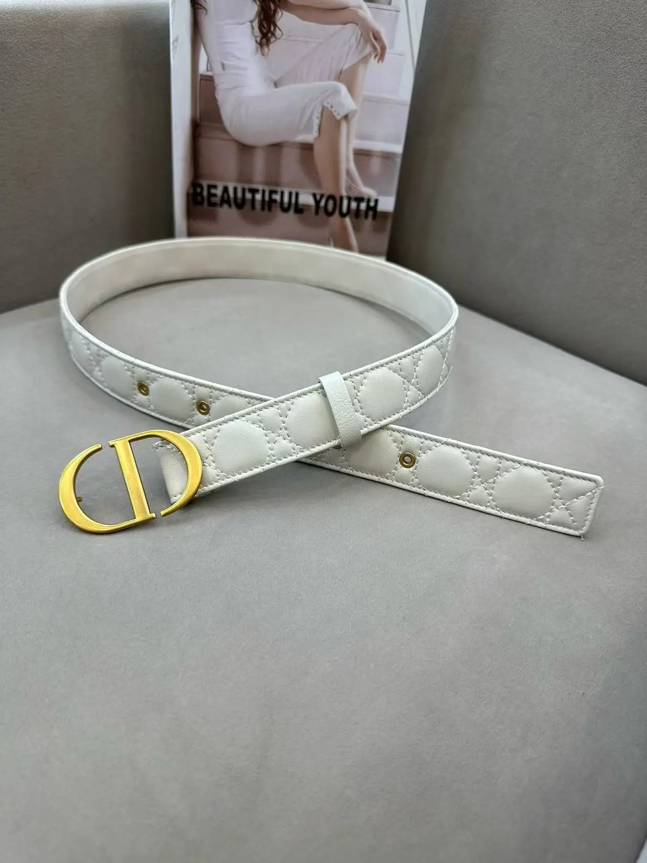  Louis Vuitton Gucci... Belt