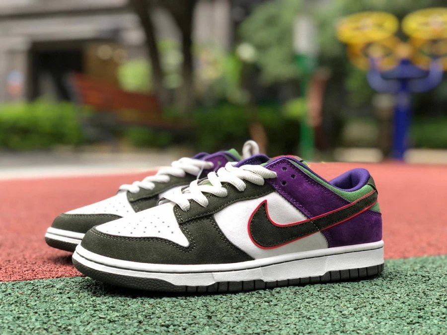 Nike Dunk Low