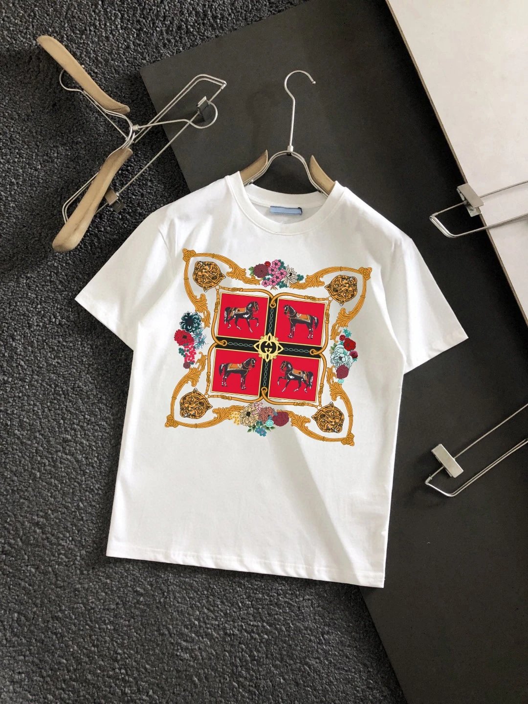 Hermès T-Shirts