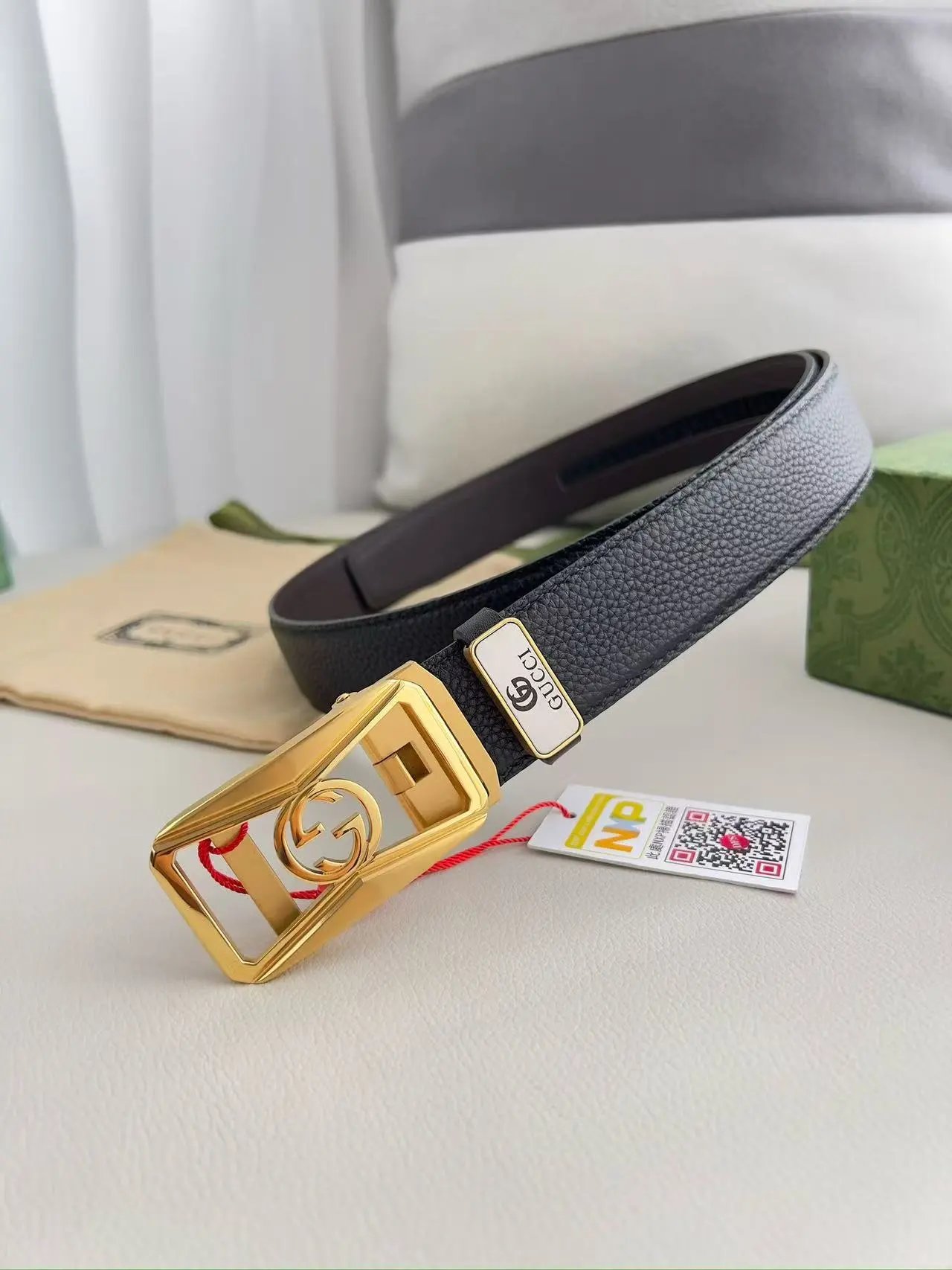  Louis Vuitton Dior...Belt