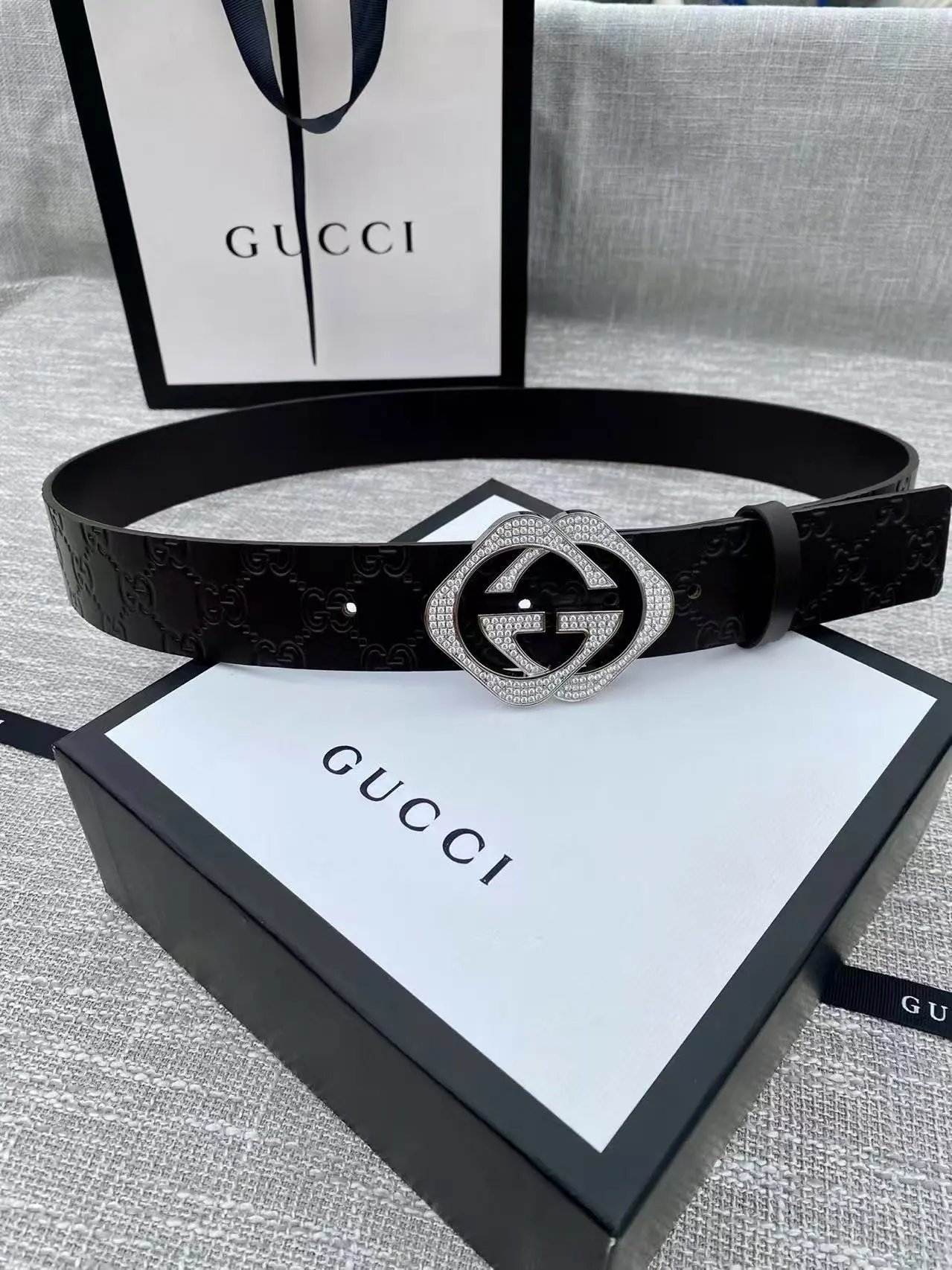 Louis Vuitton Gucci...Belt