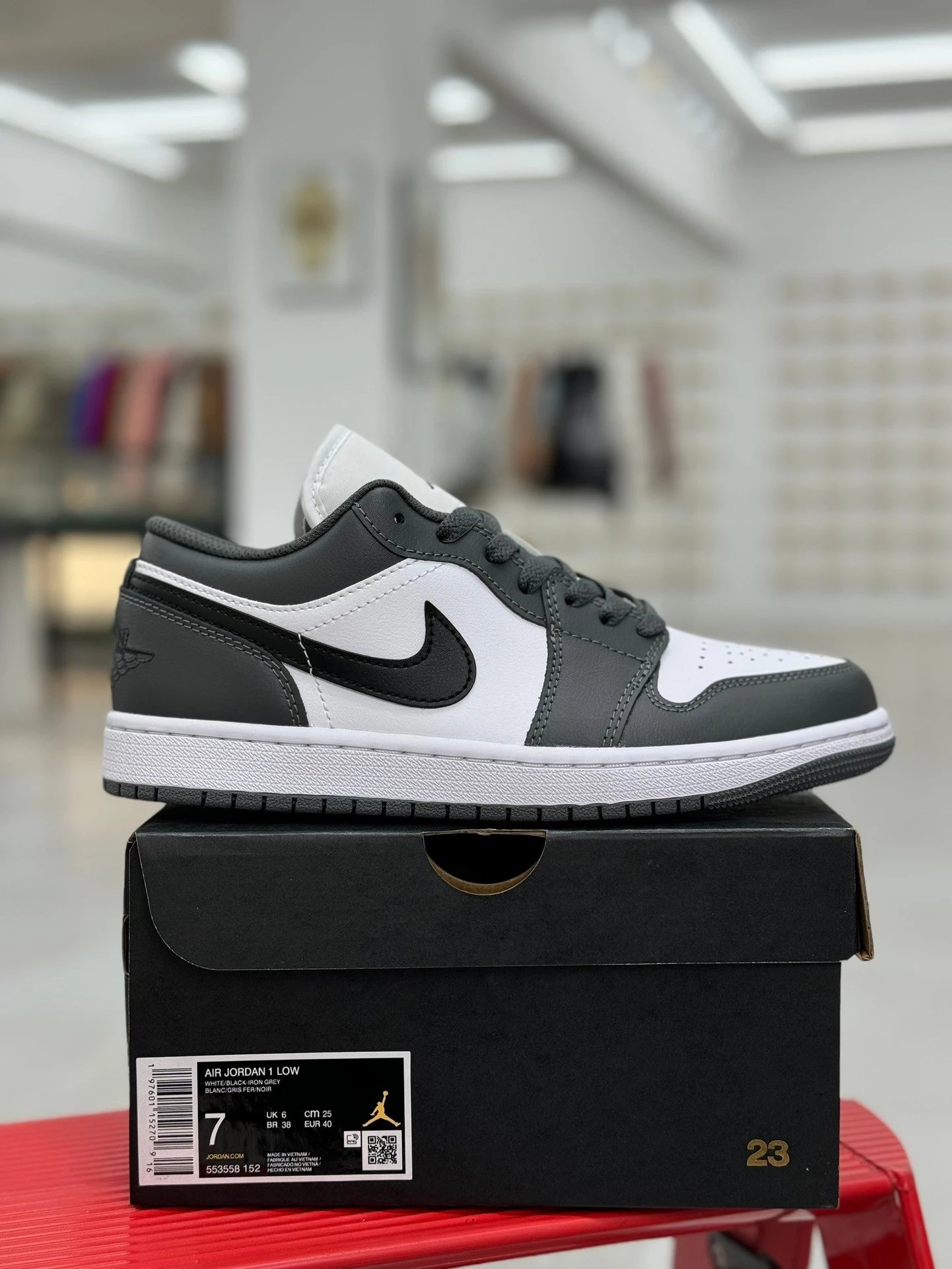 Jordan 1 Low