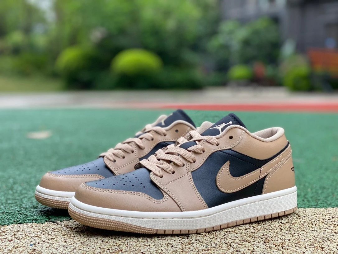Air Jordan 1 Low